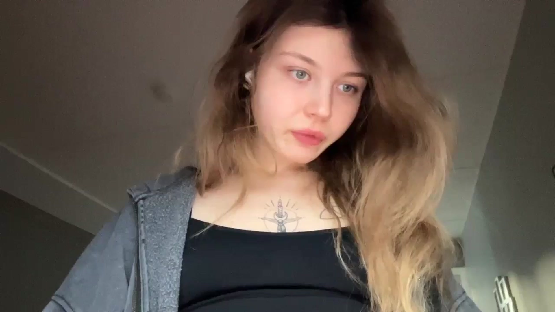 Gallery image thumbnail from Coconut_dream's myfreecams stream on, 12/11/2024, 09:30 image 10 of 20
