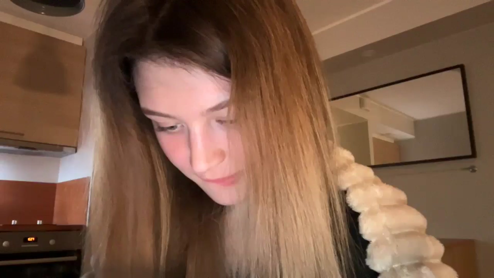 Gallery image thumbnail from Coconut_dream's myfreecams stream on, 12/12/2024, 21:12 image 12 of 20