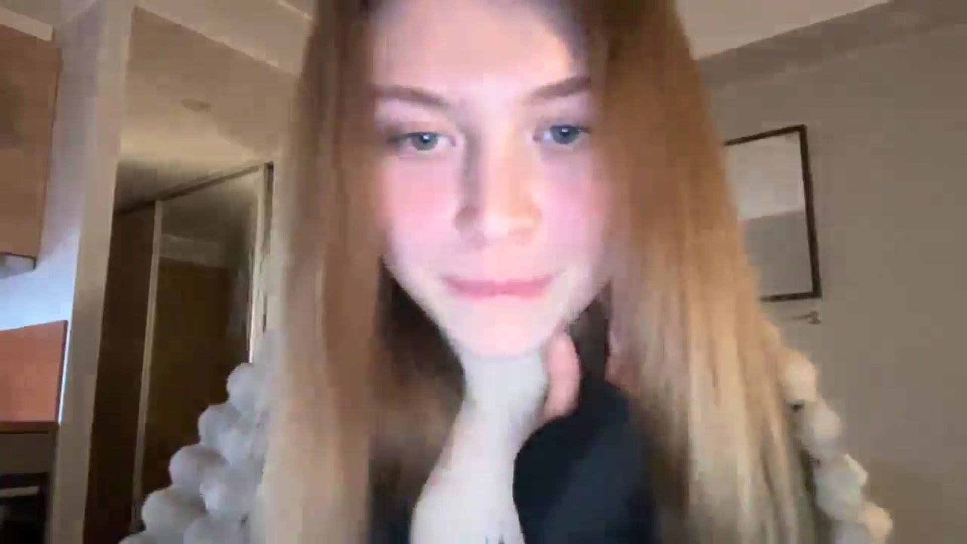 Gallery image thumbnail from Coconut_dream's myfreecams stream on, 12/12/2024, 21:12 image 19 of 20