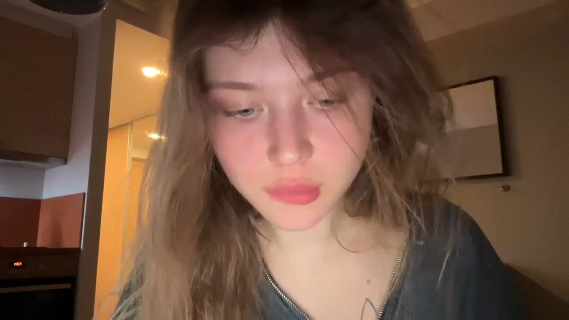 Gallery image thumbnail from Coconut_dream's myfreecams stream on, 12/14/2024, 20:11 image 6 of 20
