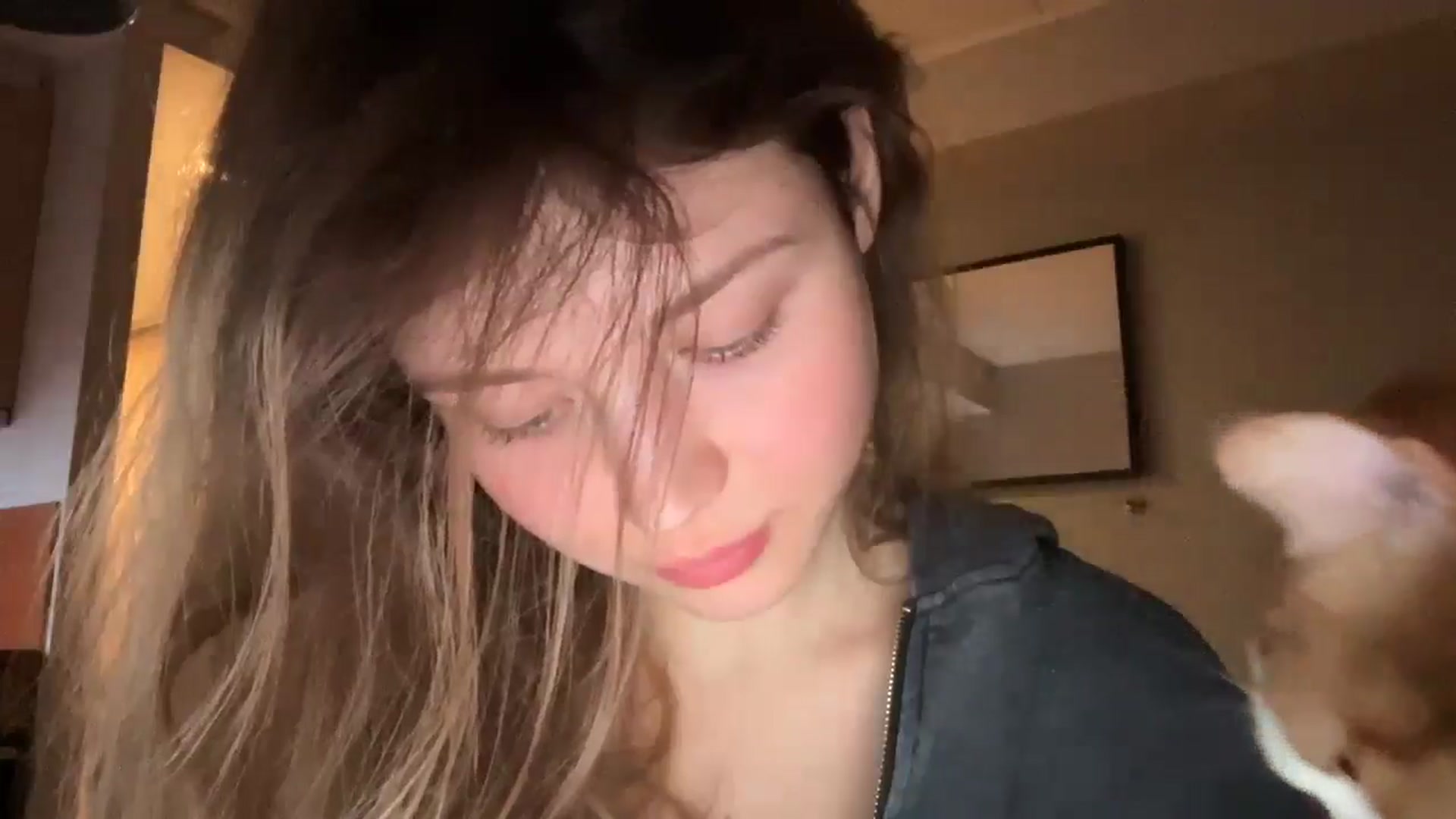 Gallery image thumbnail from Coconut_dream's myfreecams stream on, 12/14/2024, 22:18 image 15 of 20