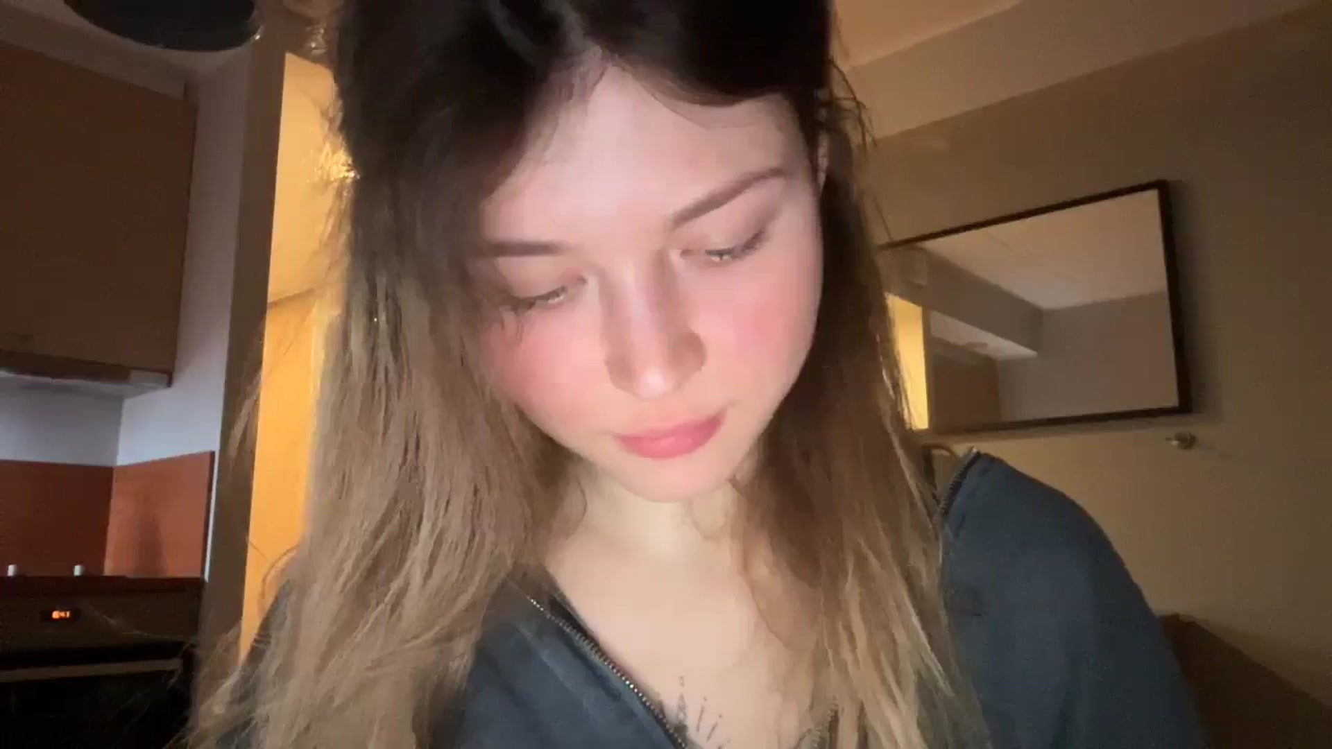 Gallery image thumbnail from Coconut_dream's myfreecams stream on, 12/14/2024, 22:18 image 10 of 20