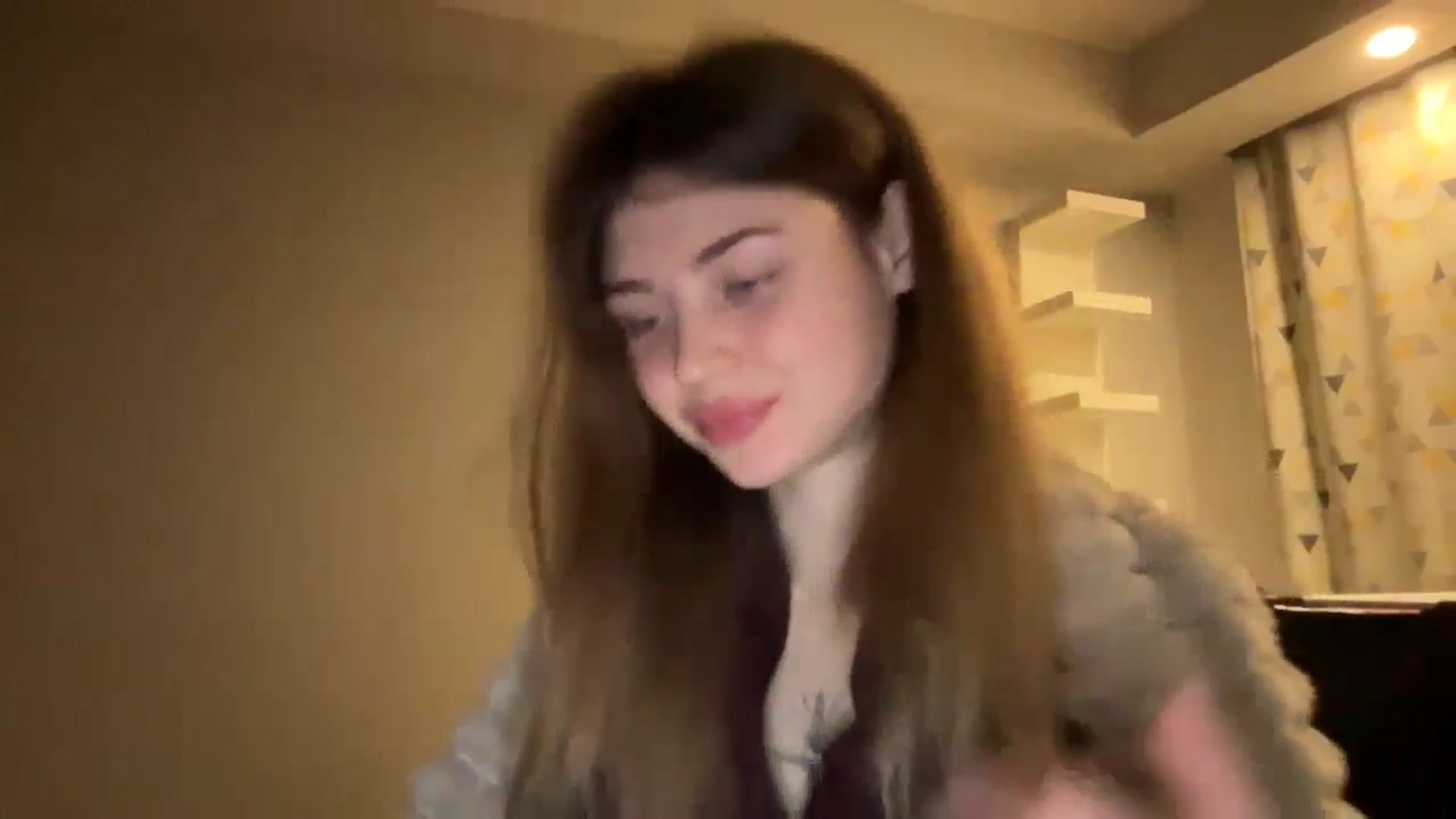 Gallery image thumbnail from Coconut_dream's myfreecams stream on, 12/16/2024, 19:13 image 7 of 20
