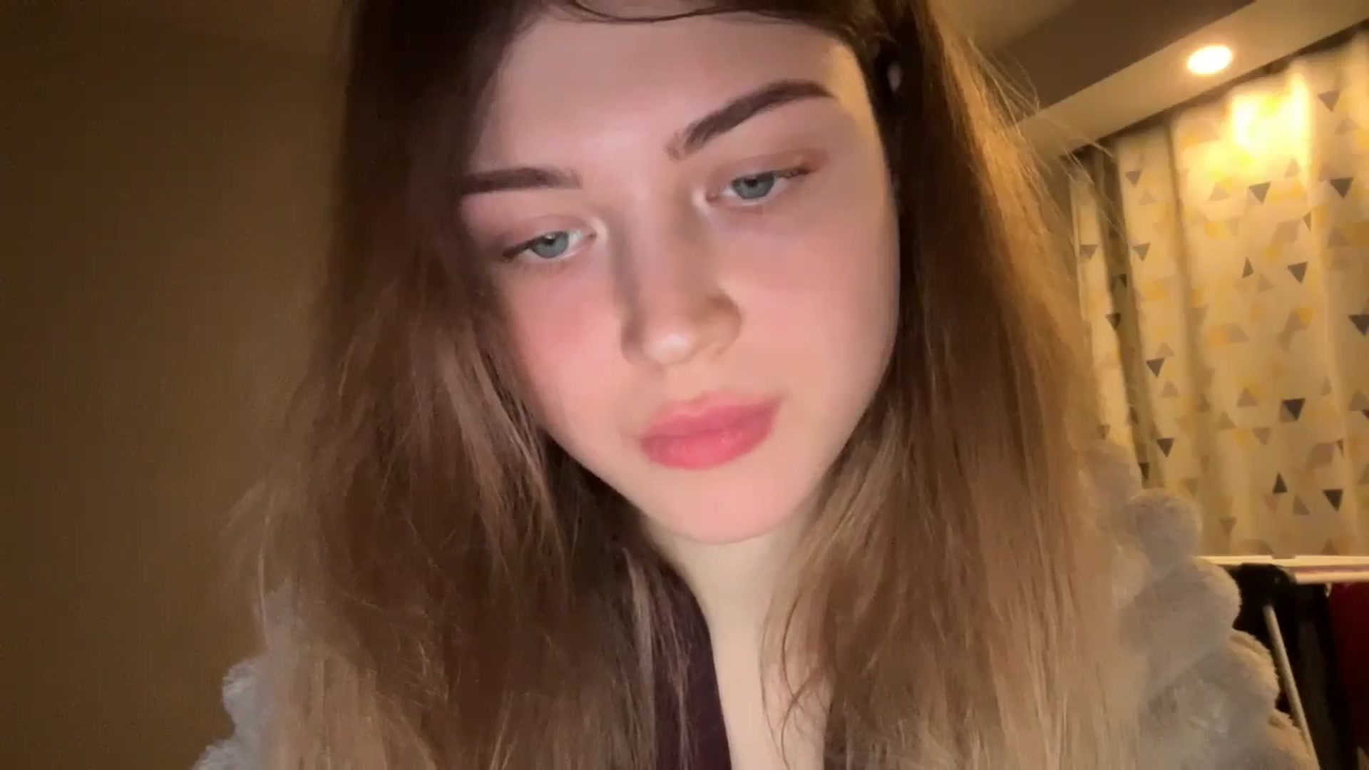 Gallery image thumbnail from Coconut_dream's myfreecams stream on, 12/16/2024, 19:13 image 14 of 20