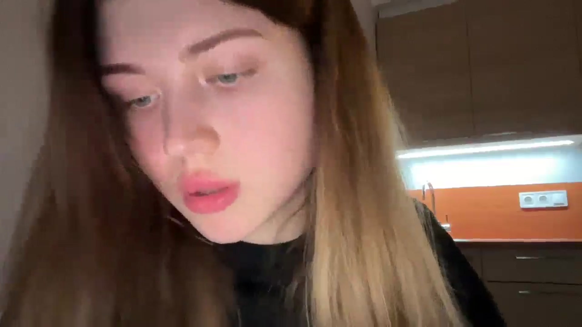 Gallery image thumbnail from Coconut_dream's myfreecams stream on, 12/18/2024, 13:08 image 16 of 20