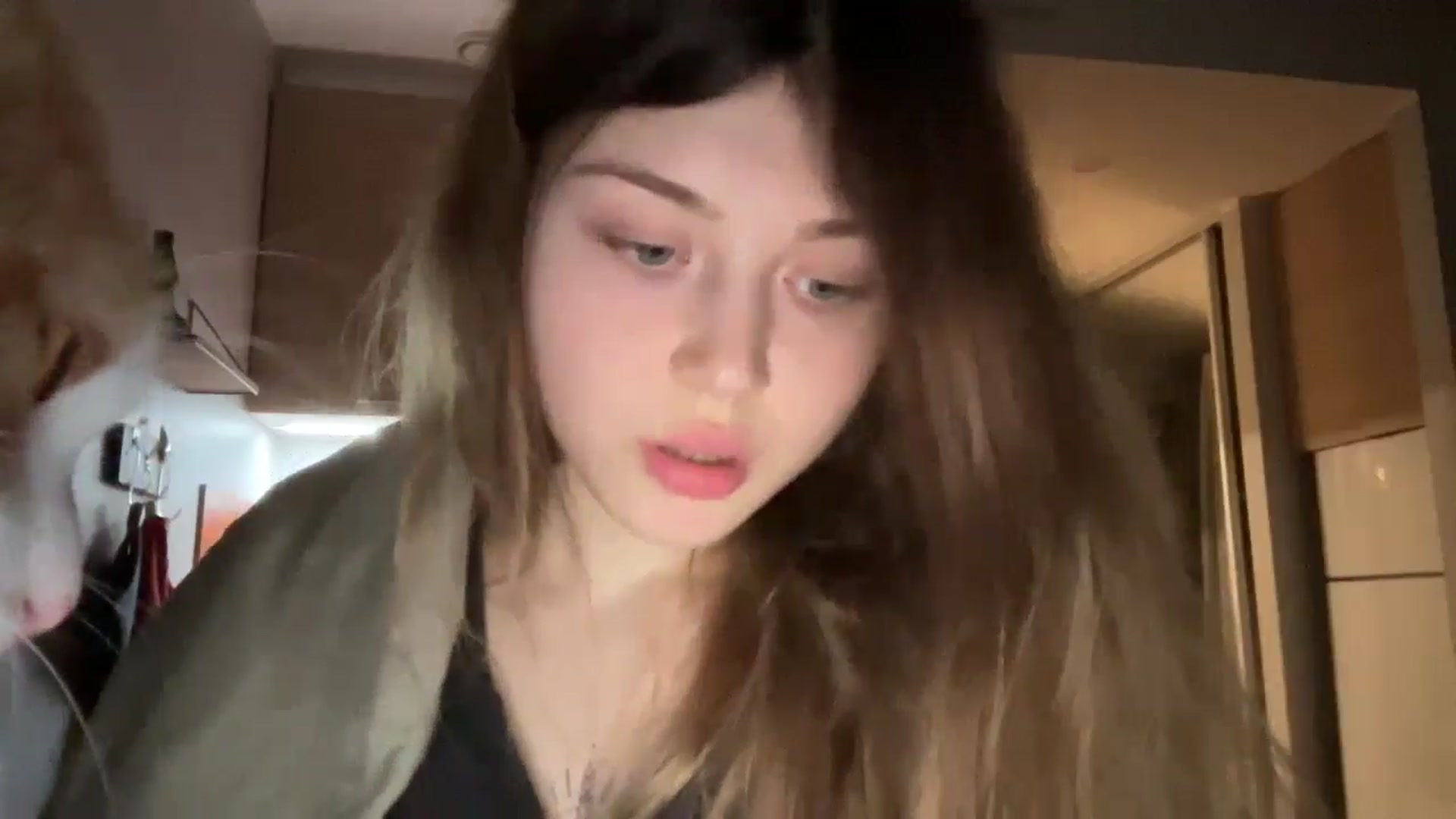 Gallery image thumbnail from Coconut_dream's myfreecams stream on, 12/26/2024, 19:43 image 12 of 20