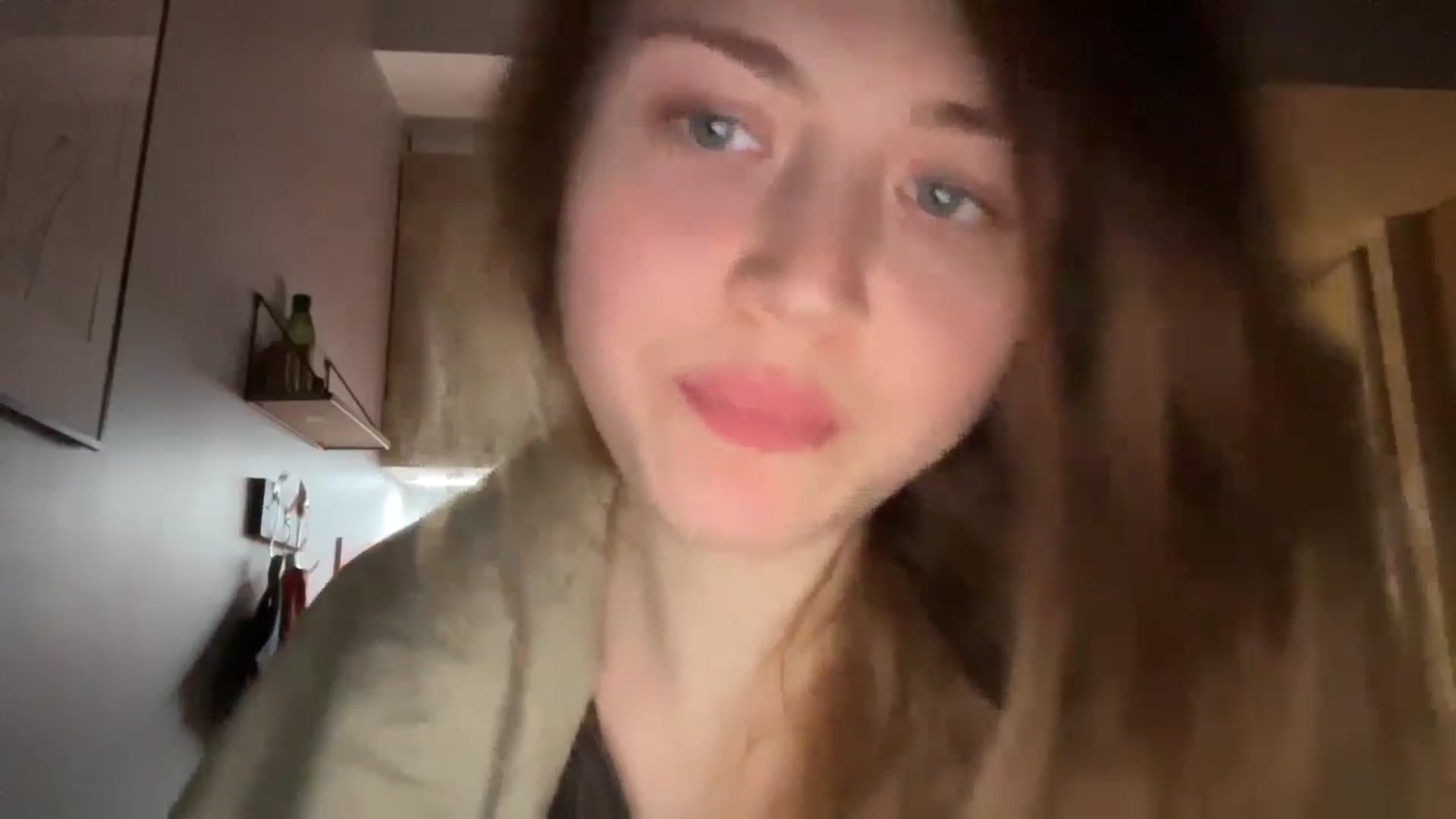 Gallery image thumbnail from Coconut_dream's myfreecams stream on, 12/26/2024, 19:43 image 4 of 20