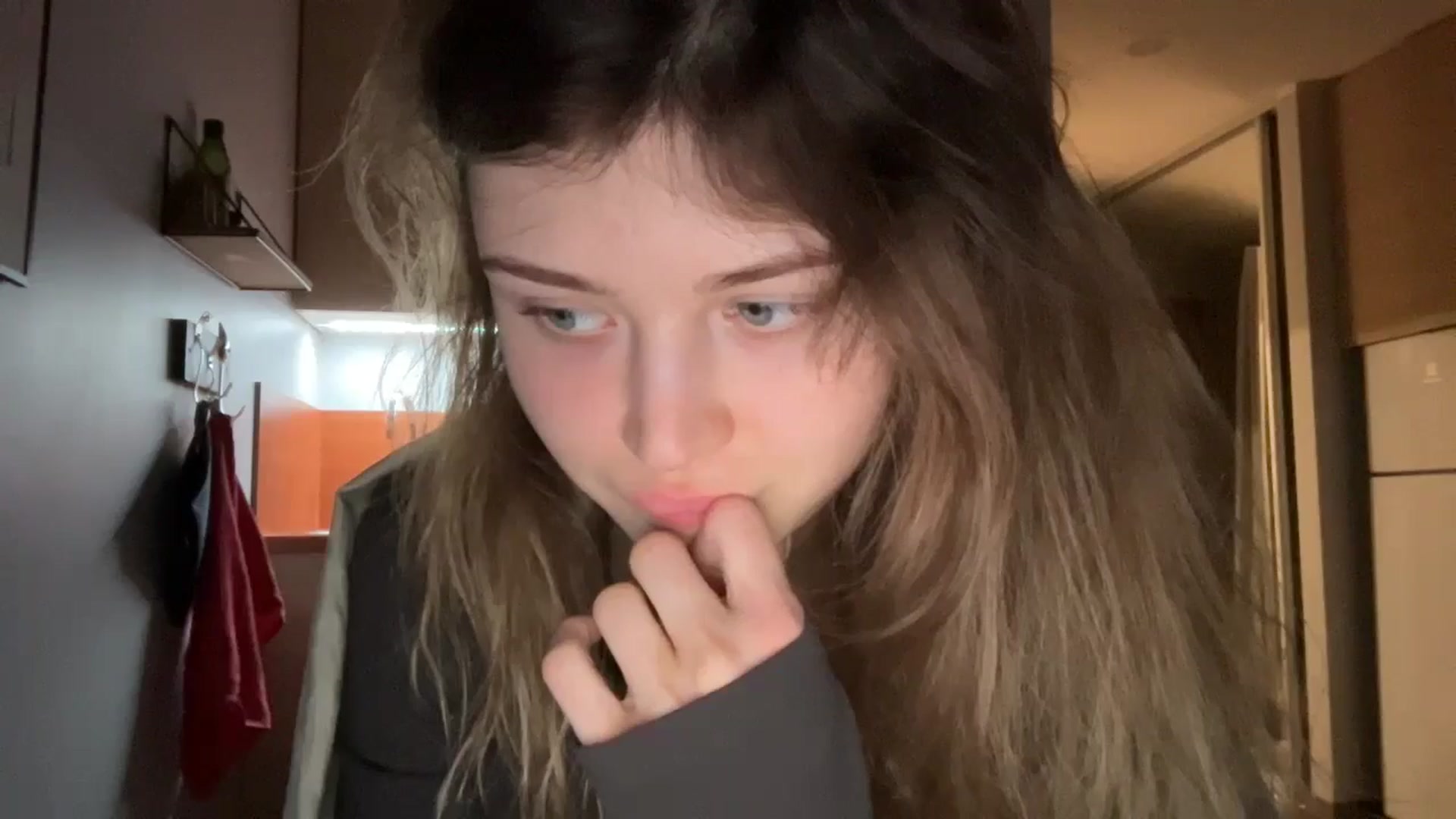 Gallery image thumbnail from Coconut_dream's myfreecams stream on, 12/26/2024, 20:16 image 18 of 20