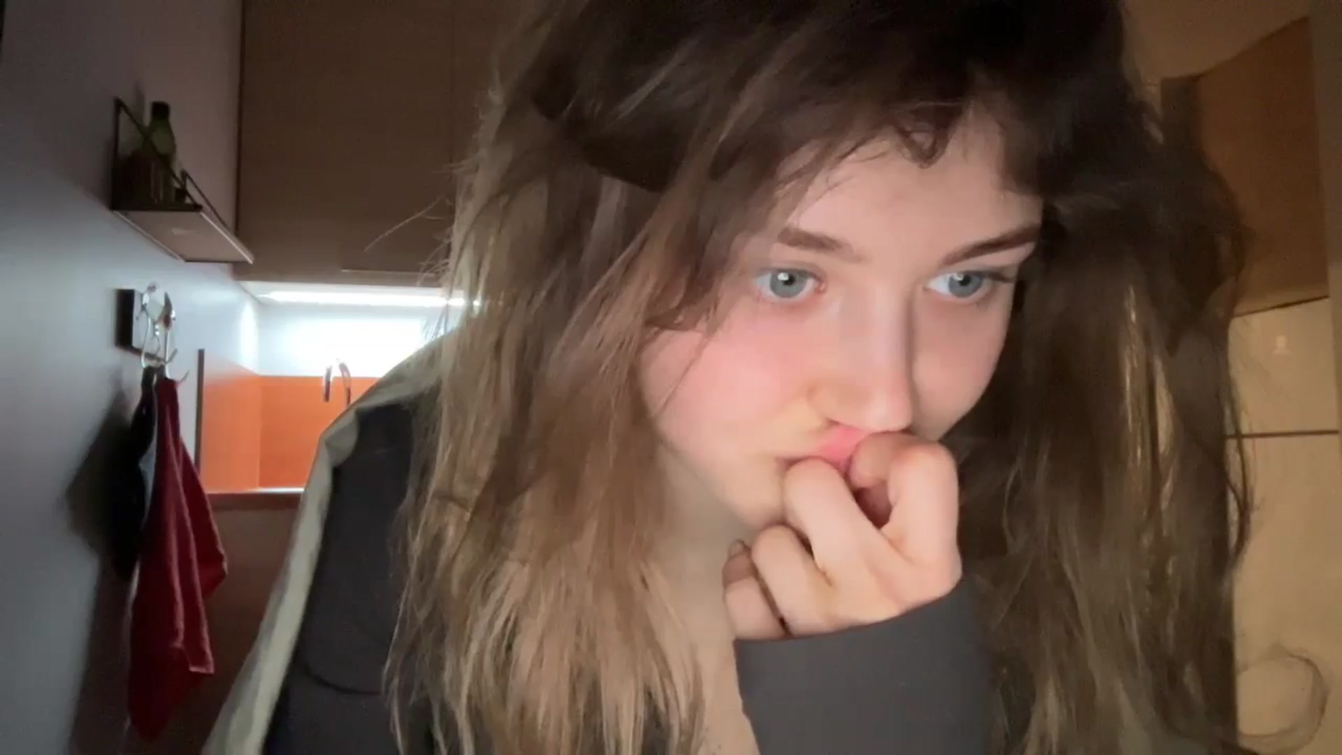 Gallery image thumbnail from Coconut_dream's myfreecams stream on, 12/26/2024, 20:16 image 6 of 20