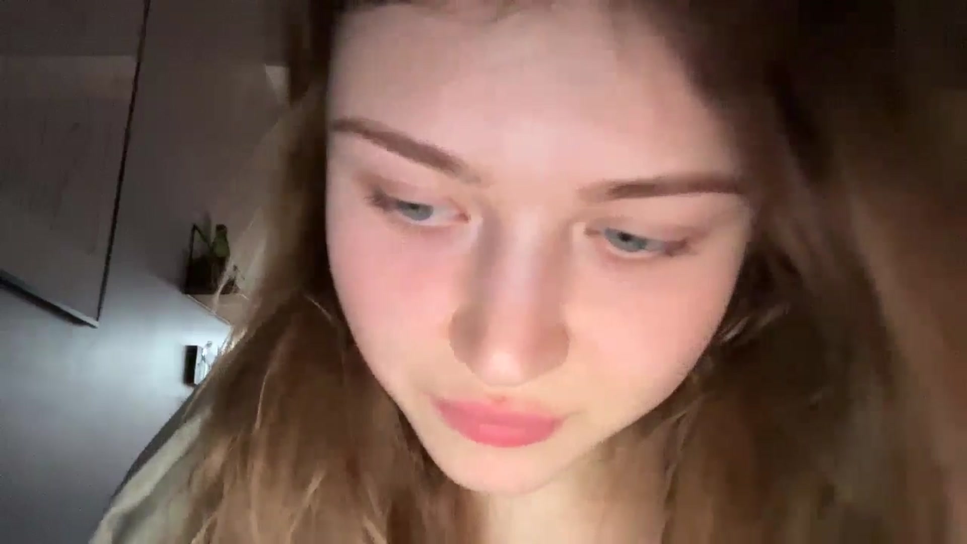Gallery image thumbnail from Coconut_dream's myfreecams stream on, 12/26/2024, 20:53 image 15 of 20