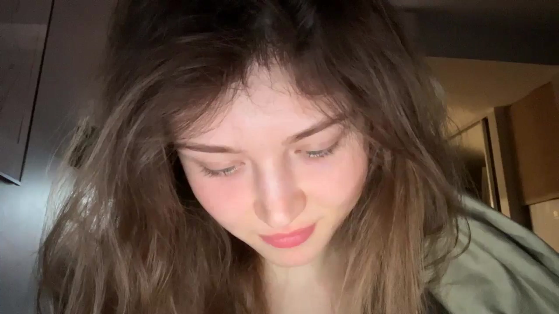 Gallery image thumbnail from Coconut_dream's myfreecams stream on, 12/26/2024, 20:53 image 3 of 20