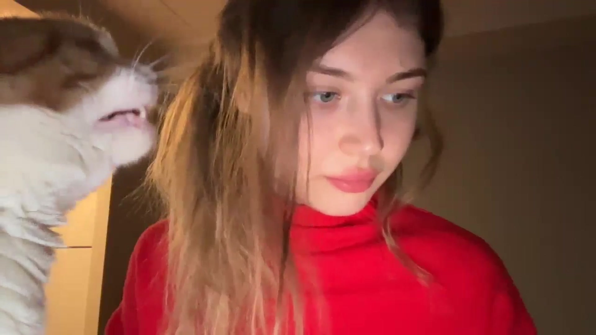 Gallery image thumbnail from Coconut_dream's myfreecams stream on, 01/01/2025, 19:08 image 19 of 20