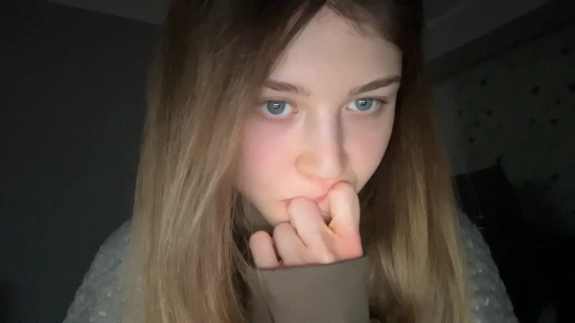 Gallery image thumbnail from Coconut_dream's myfreecams stream on, 01/02/2025, 17:47 image 14 of 20