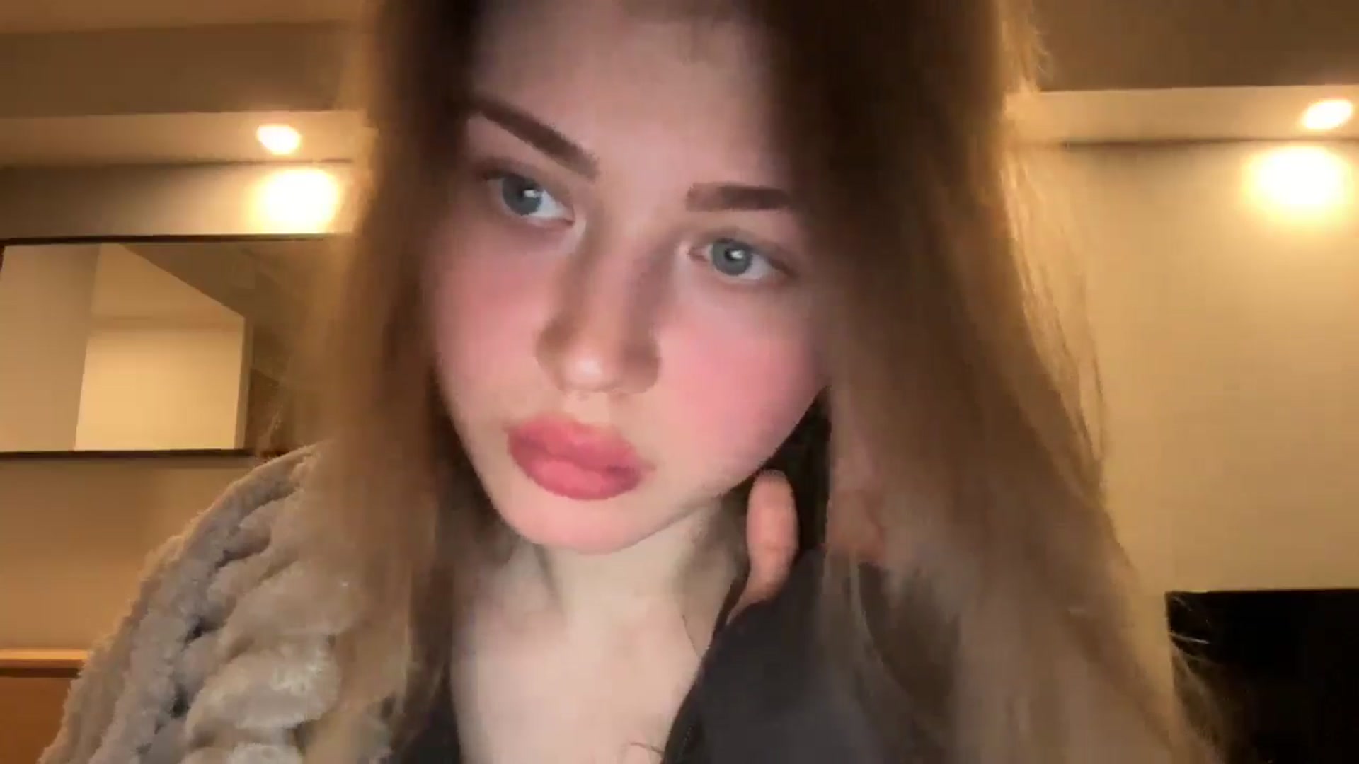 Gallery image thumbnail from Coconut_dream's myfreecams stream on, 01/07/2025, 18:32 image 3 of 20