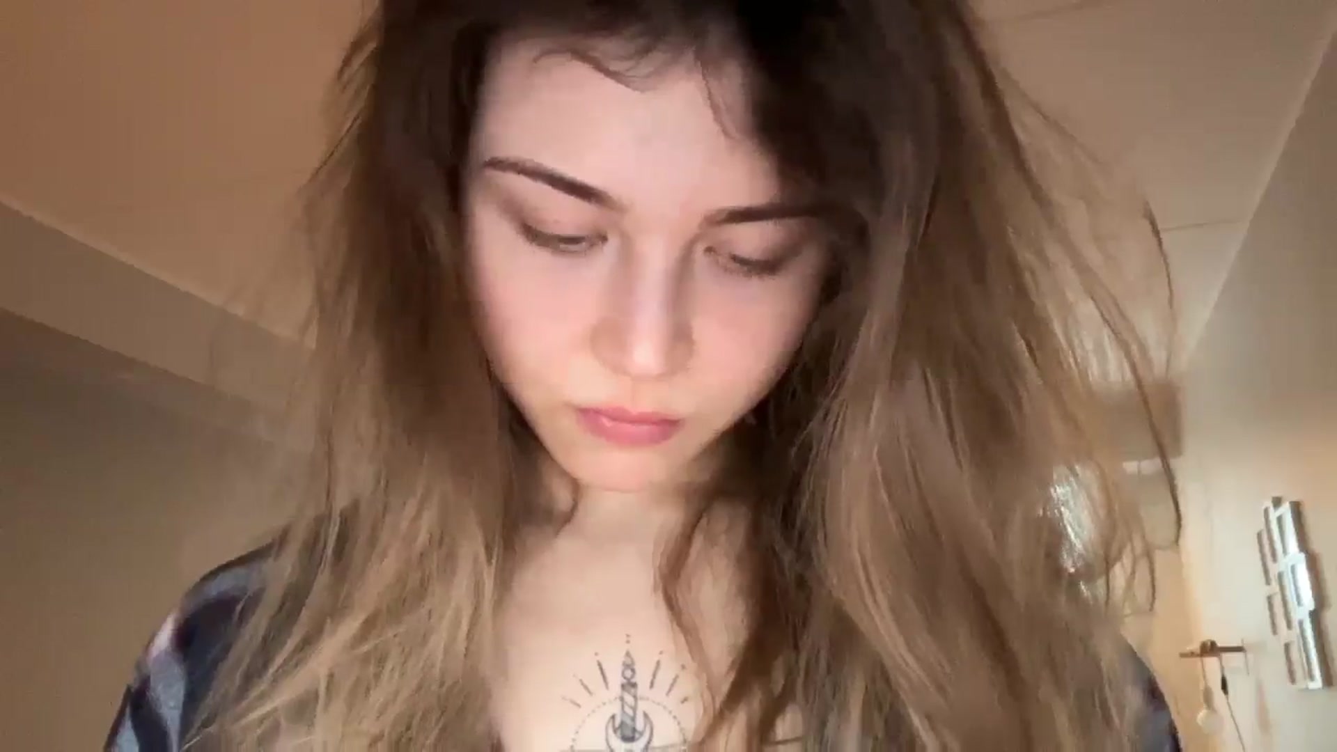 Gallery image thumbnail from Coconut_dream's myfreecams stream on, 01/08/2025, 10:36 image 14 of 20