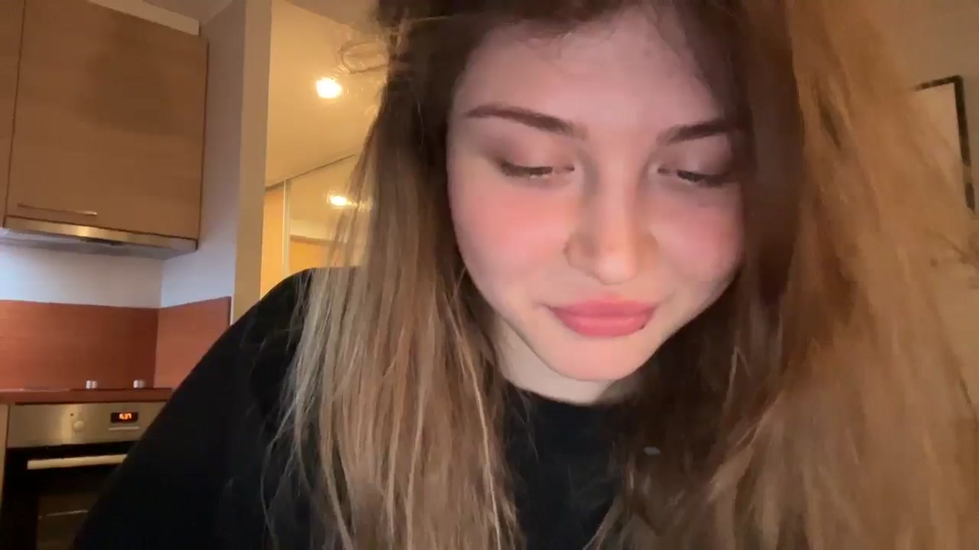 Gallery image thumbnail from Coconut_dream's myfreecams stream on, 01/16/2025, 20:33 image 15 of 20