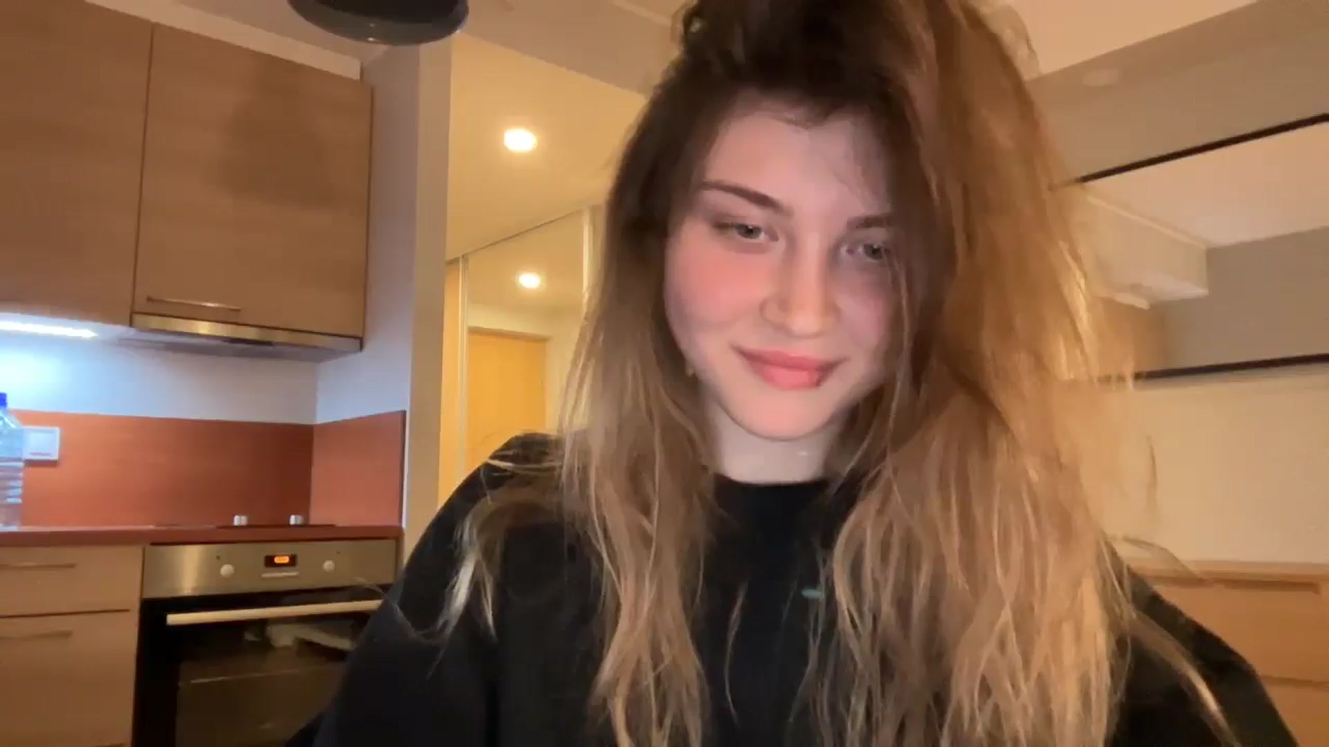 Gallery image thumbnail from Coconut_dream's myfreecams stream on, 01/16/2025, 20:33 image 3 of 20