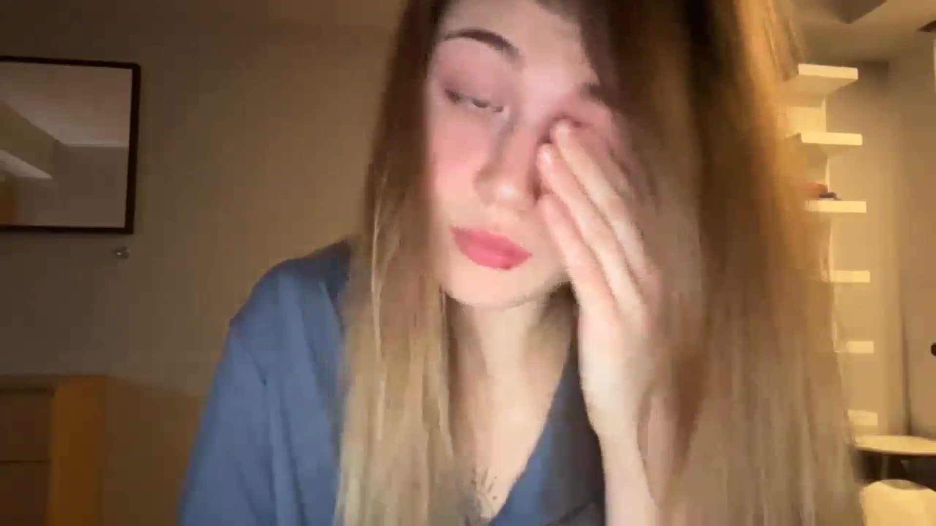 Gallery image thumbnail from Coconut_dream's myfreecams stream on, 01/17/2025, 18:53 image 8 of 20