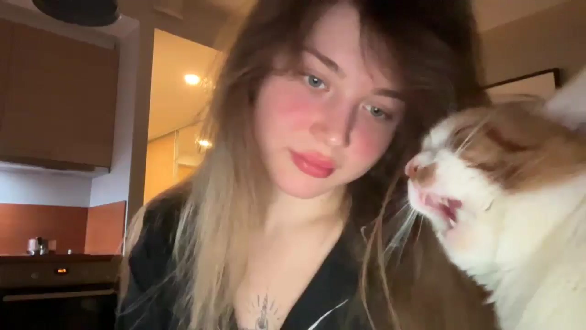 Gallery image thumbnail from Coconut_dream's myfreecams stream on, 01/21/2025, 19:50 image 1 of 20