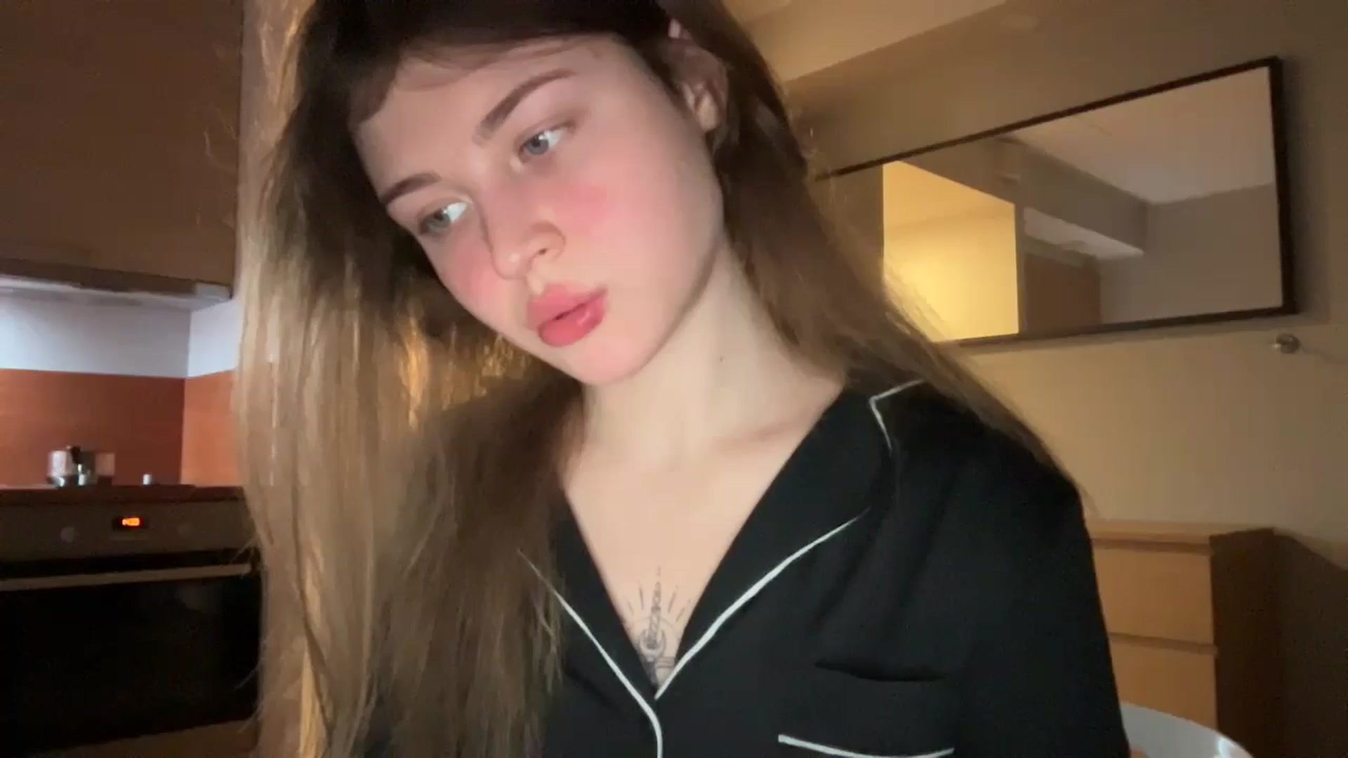 Gallery image thumbnail from Coconut_dream's myfreecams stream on, 01/21/2025, 19:50 image 6 of 20