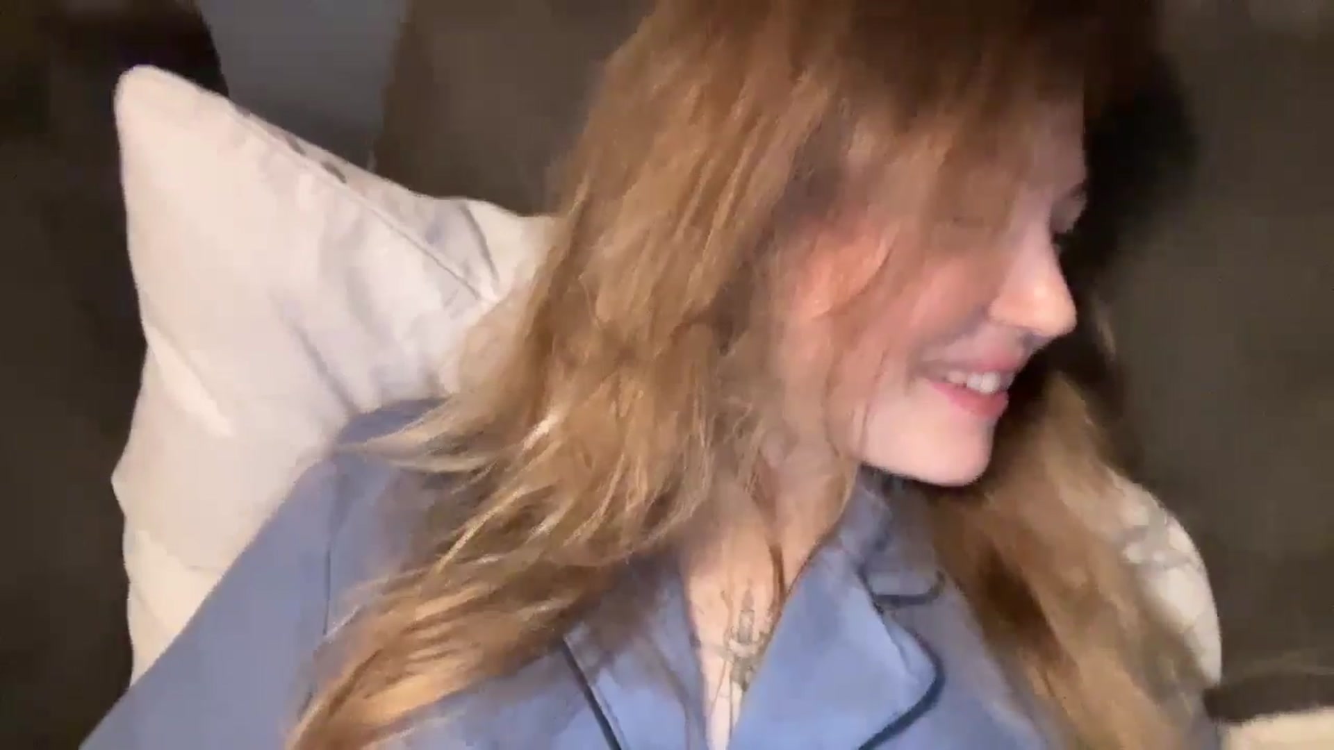 Gallery image thumbnail from Coconut_dream's myfreecams stream on, 01/23/2025, 20:55 image 5 of 20