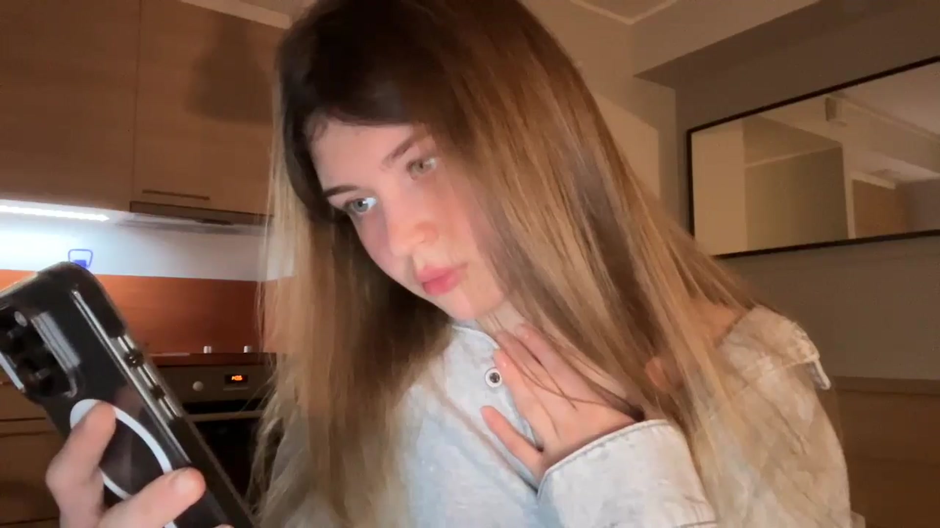 Gallery image thumbnail from Coconut_dream's myfreecams stream on, 01/28/2025, 19:56 image 11 of 20
