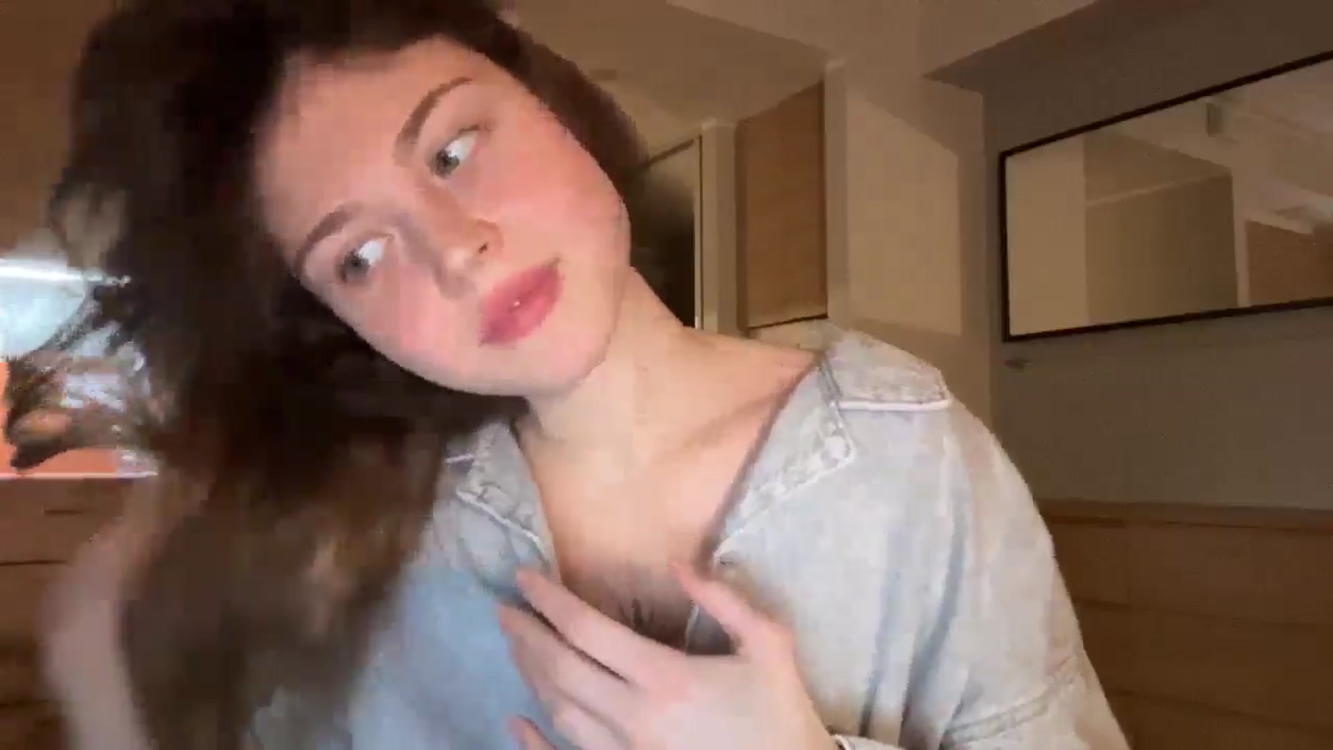 Gallery image thumbnail from Coconut_dream's myfreecams stream on, 01/28/2025, 20:22 image 12 of 20