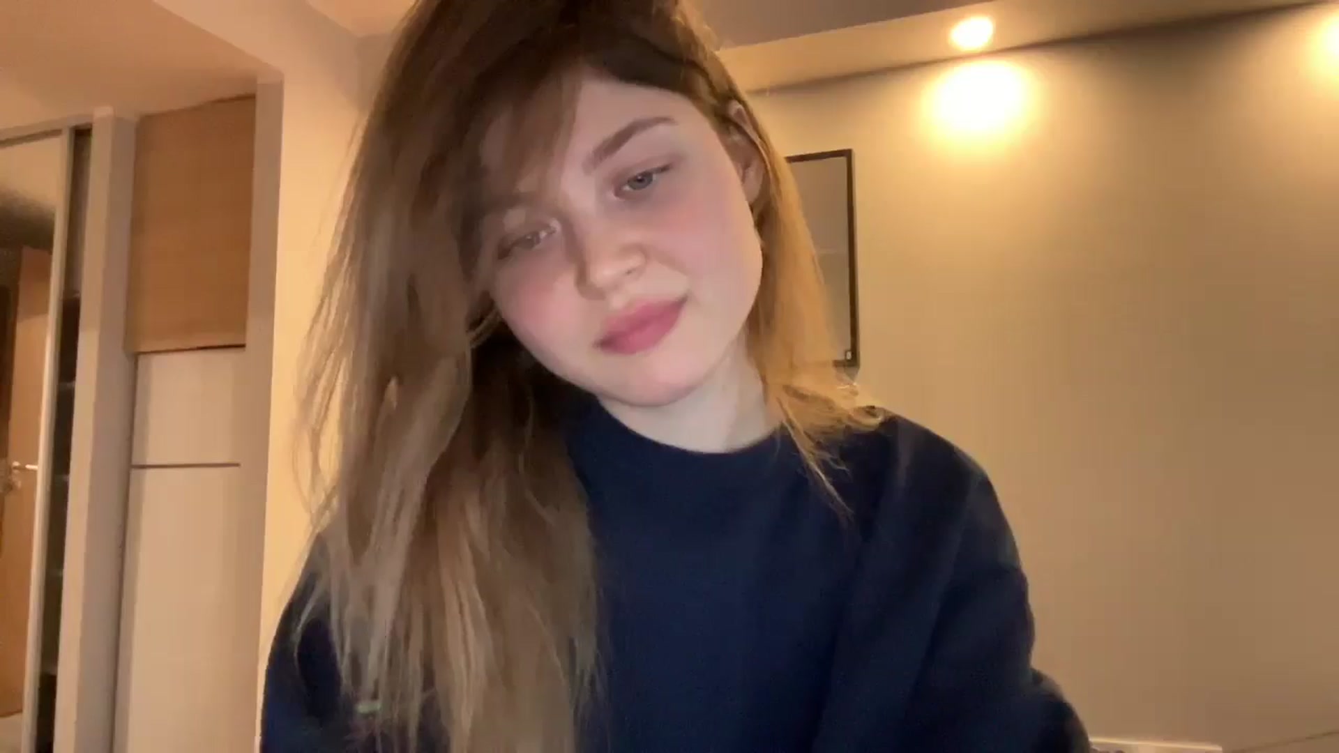 Gallery image thumbnail from Coconut_dream's myfreecams stream on, 02/01/2025, 12:43 image 9 of 20