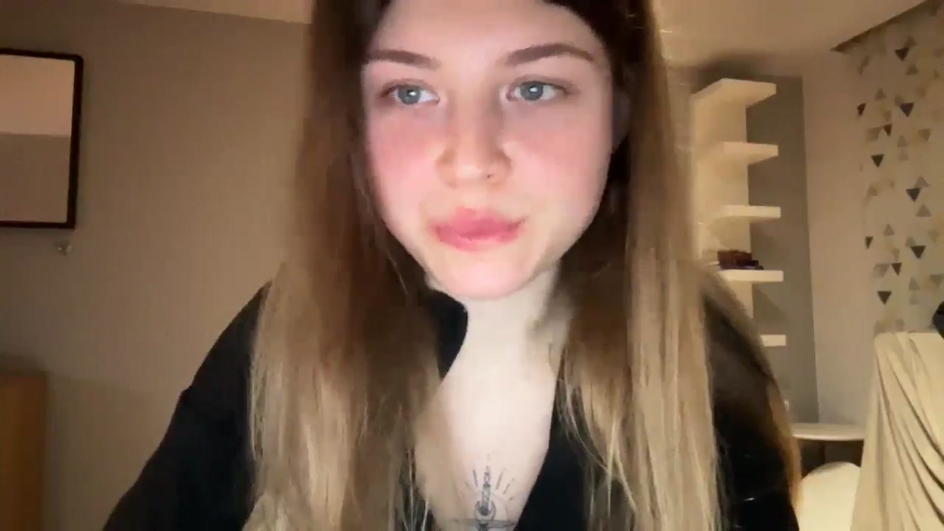 Gallery image thumbnail from Coconut_dream's myfreecams stream on, 02/02/2025, 20:11 image 8 of 20