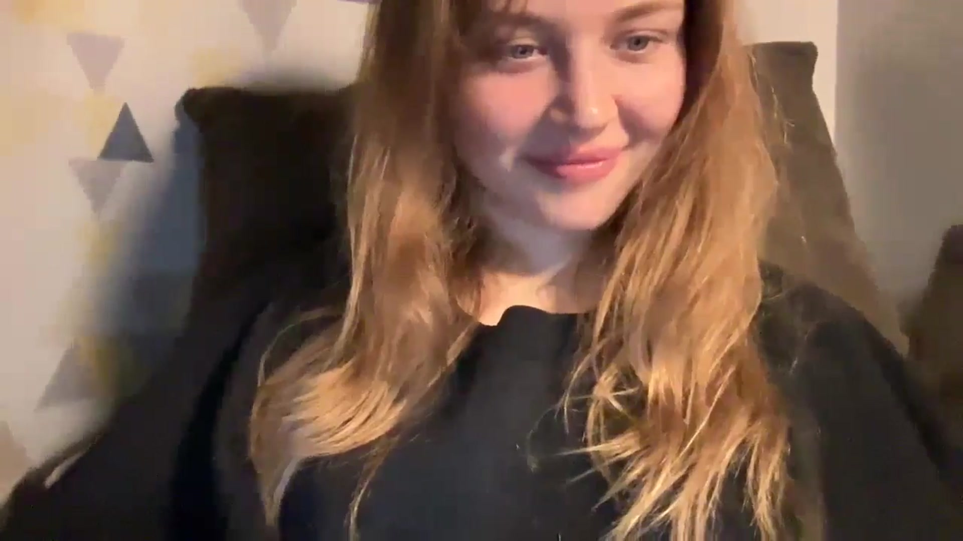 Gallery image thumbnail from Coconut_dream's myfreecams stream on, 02/04/2025, 21:40 image 5 of 20