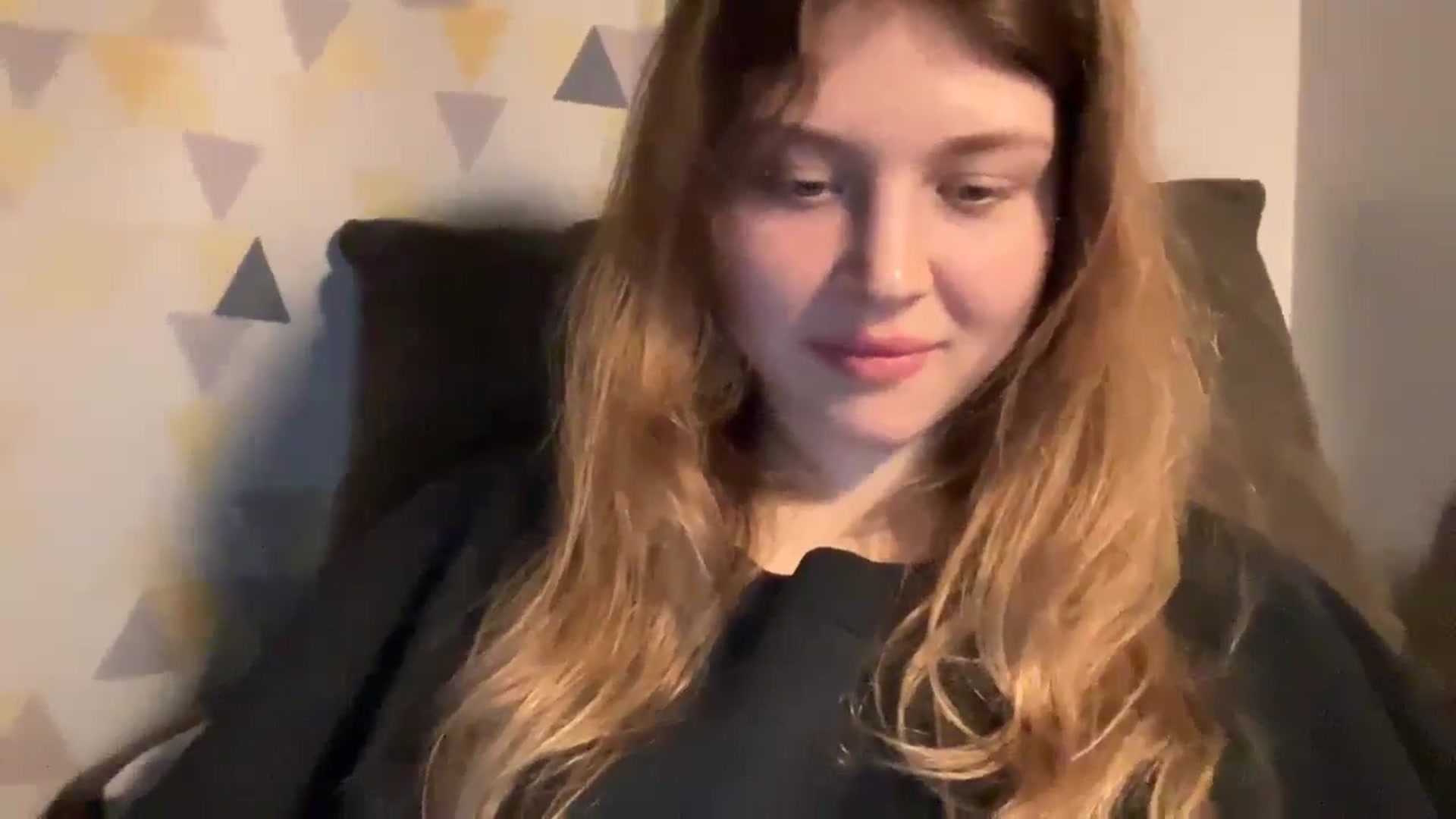 Gallery image thumbnail from Coconut_dream's myfreecams stream on, 02/04/2025, 21:40 image 4 of 20