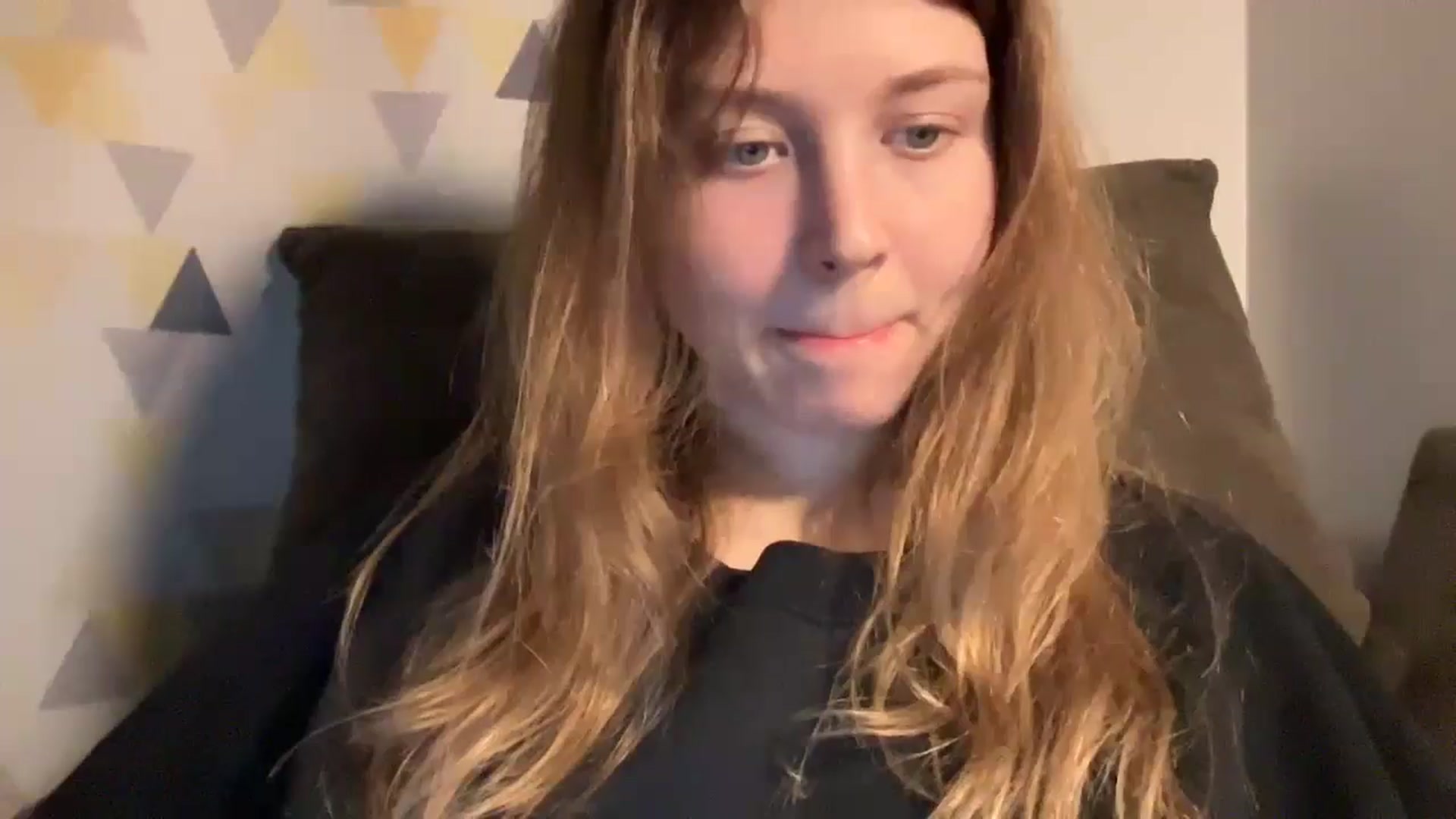 Gallery image thumbnail from Coconut_dream's myfreecams stream on, 02/04/2025, 21:40 image 3 of 20