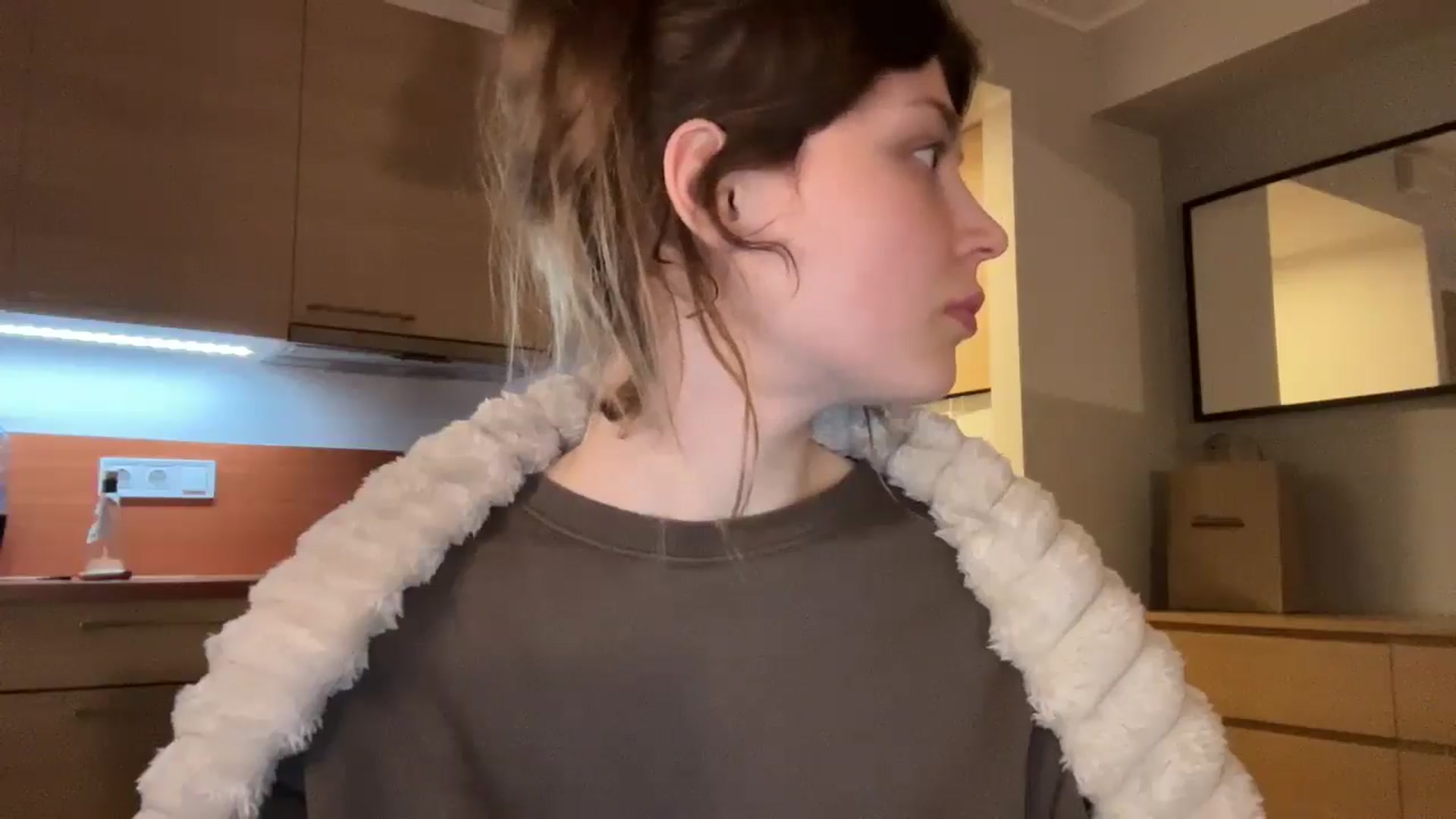 Gallery image thumbnail from Coconut_dream's myfreecams stream on, 02/09/2025, 17:35 image 12 of 20
