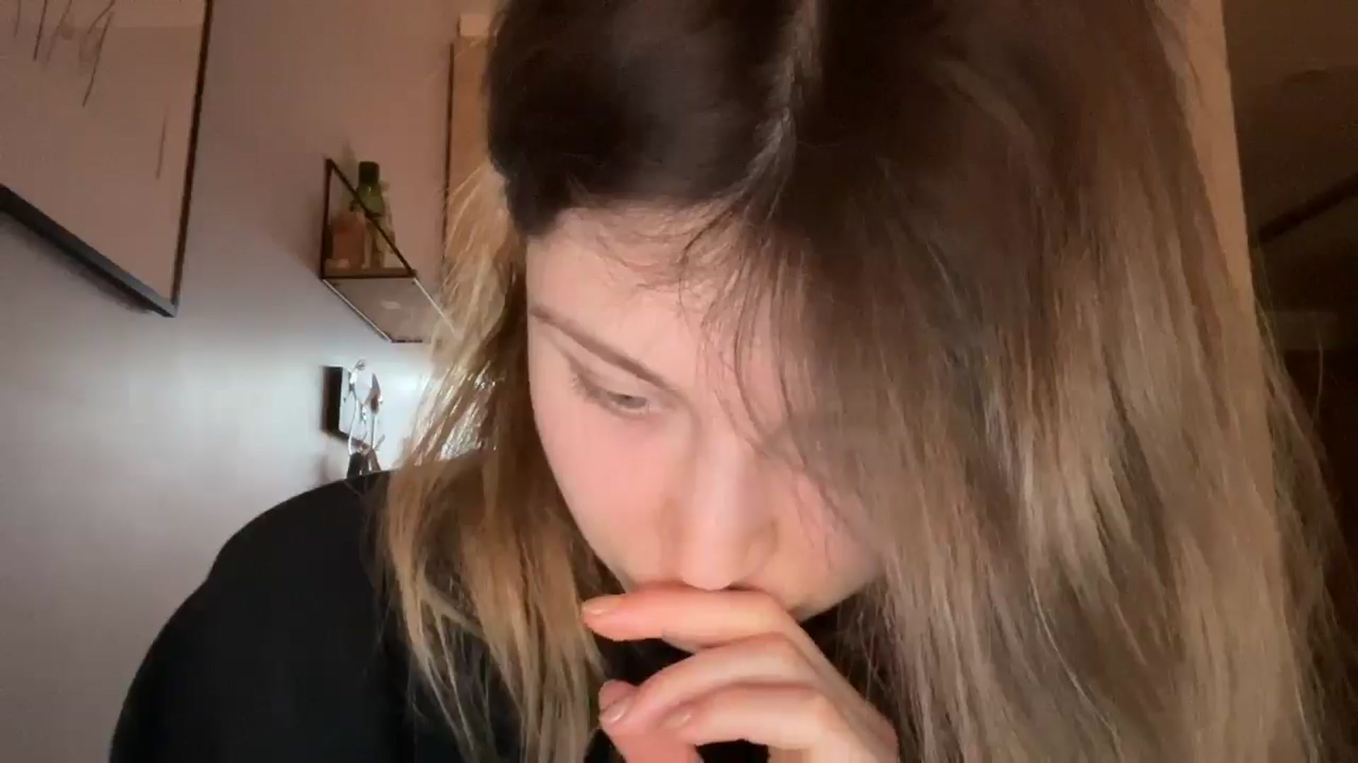 Gallery image thumbnail from Coconut_dream's myfreecams stream on, 02/13/2025, 20:08 image 18 of 20