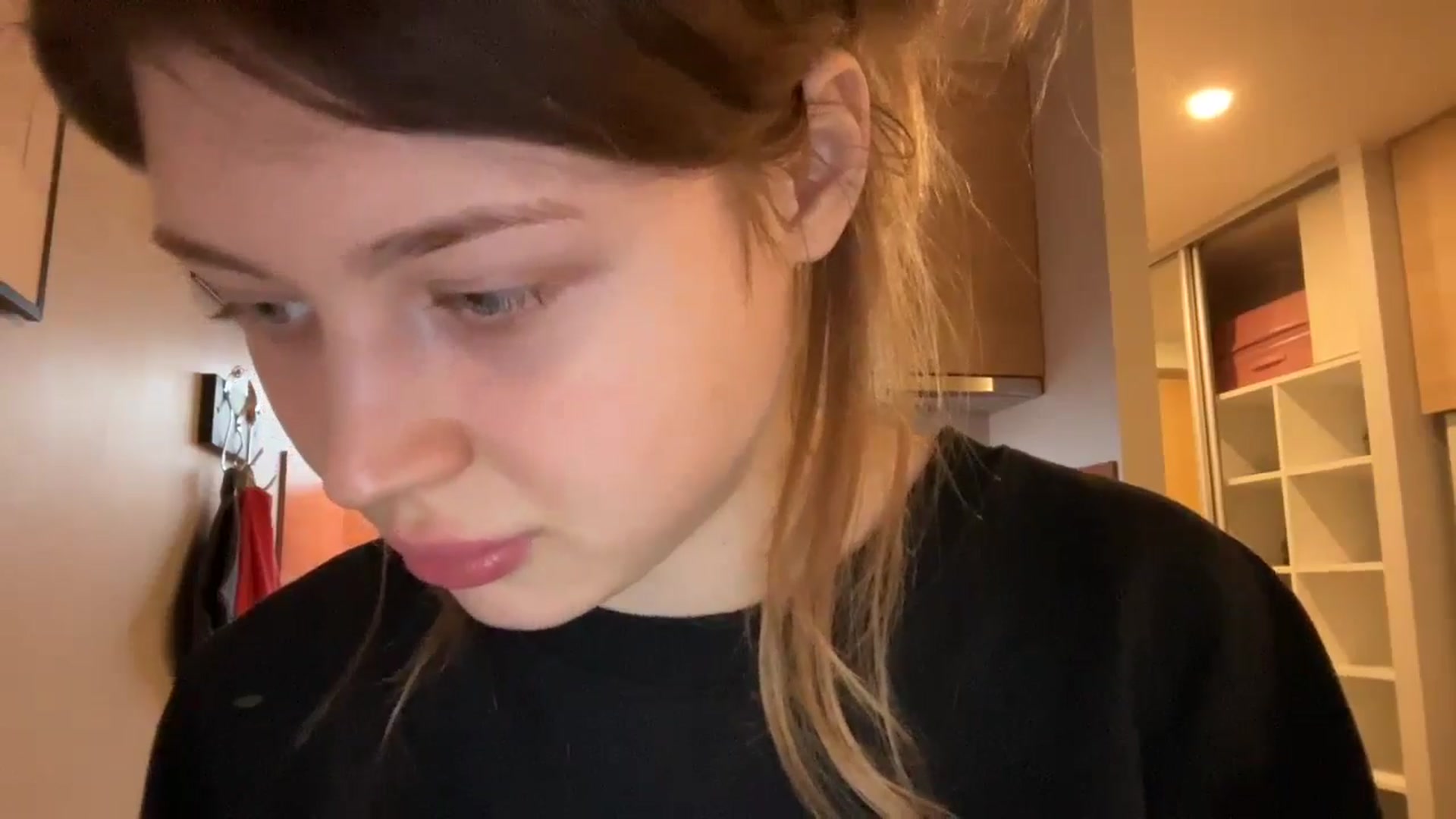 Gallery image thumbnail from Coconut_dream's myfreecams stream on, 02/14/2025, 18:52 image 9 of 20