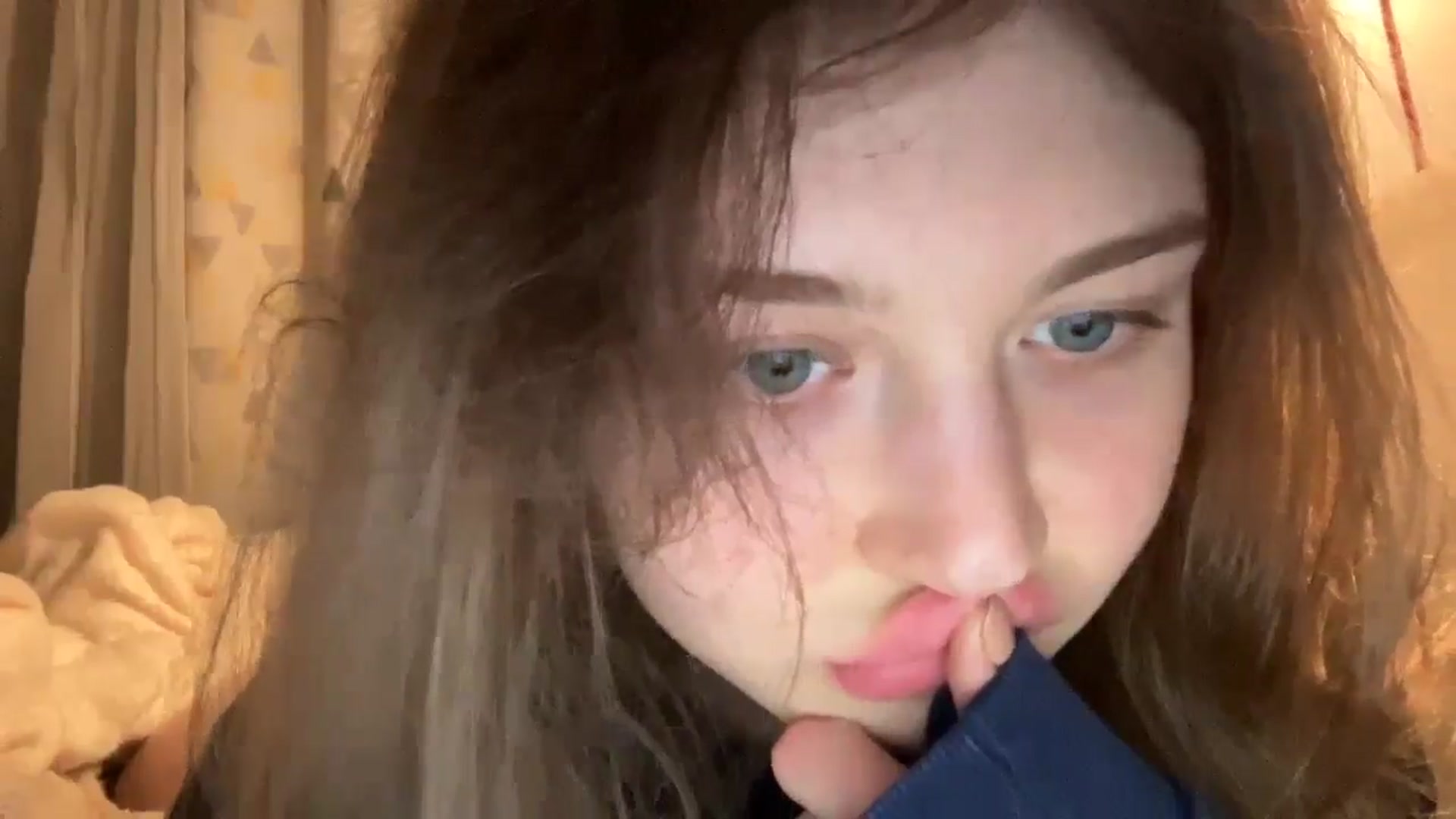 Gallery image thumbnail from Coconut_dream's myfreecams stream on, 02/18/2025, 21:50 image 10 of 20