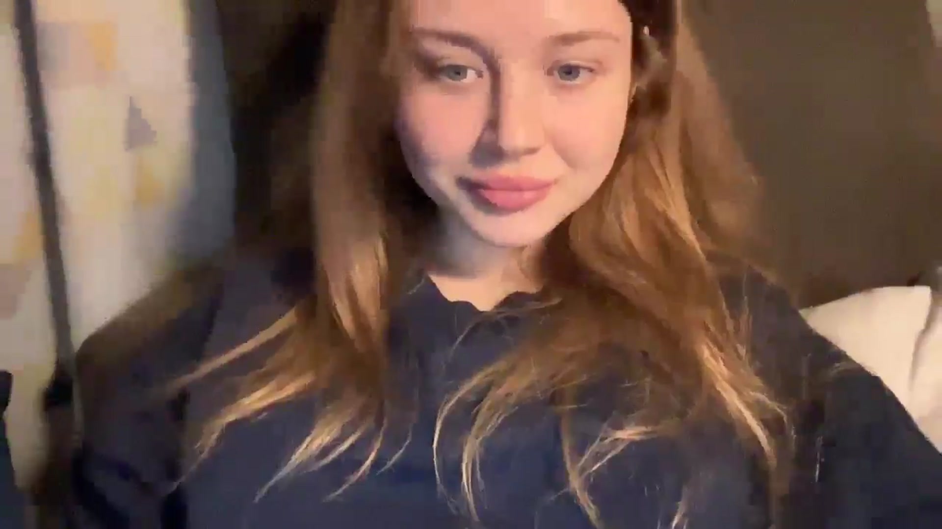 Gallery image thumbnail from Coconut_dream's myfreecams stream on, 02/18/2025, 21:50 image 15 of 20
