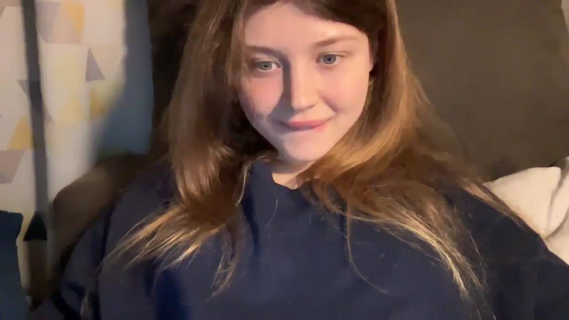 Gallery image thumbnail from Coconut_dream's myfreecams stream on, 02/18/2025, 22:33 image 7 of 20