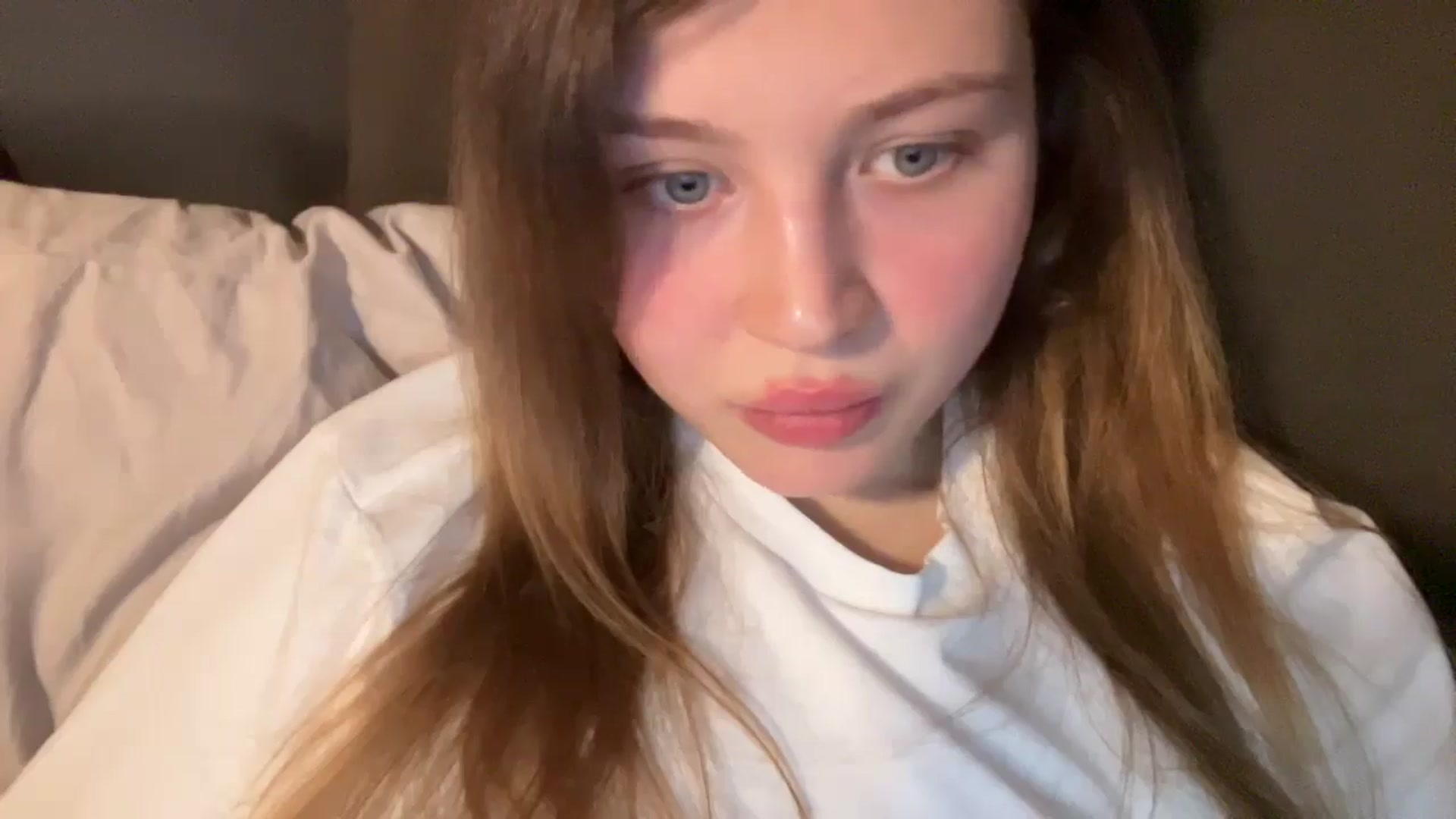 Gallery image thumbnail from Coconut_dream's myfreecams stream on, 02/20/2025, 20:18 image 4 of 20