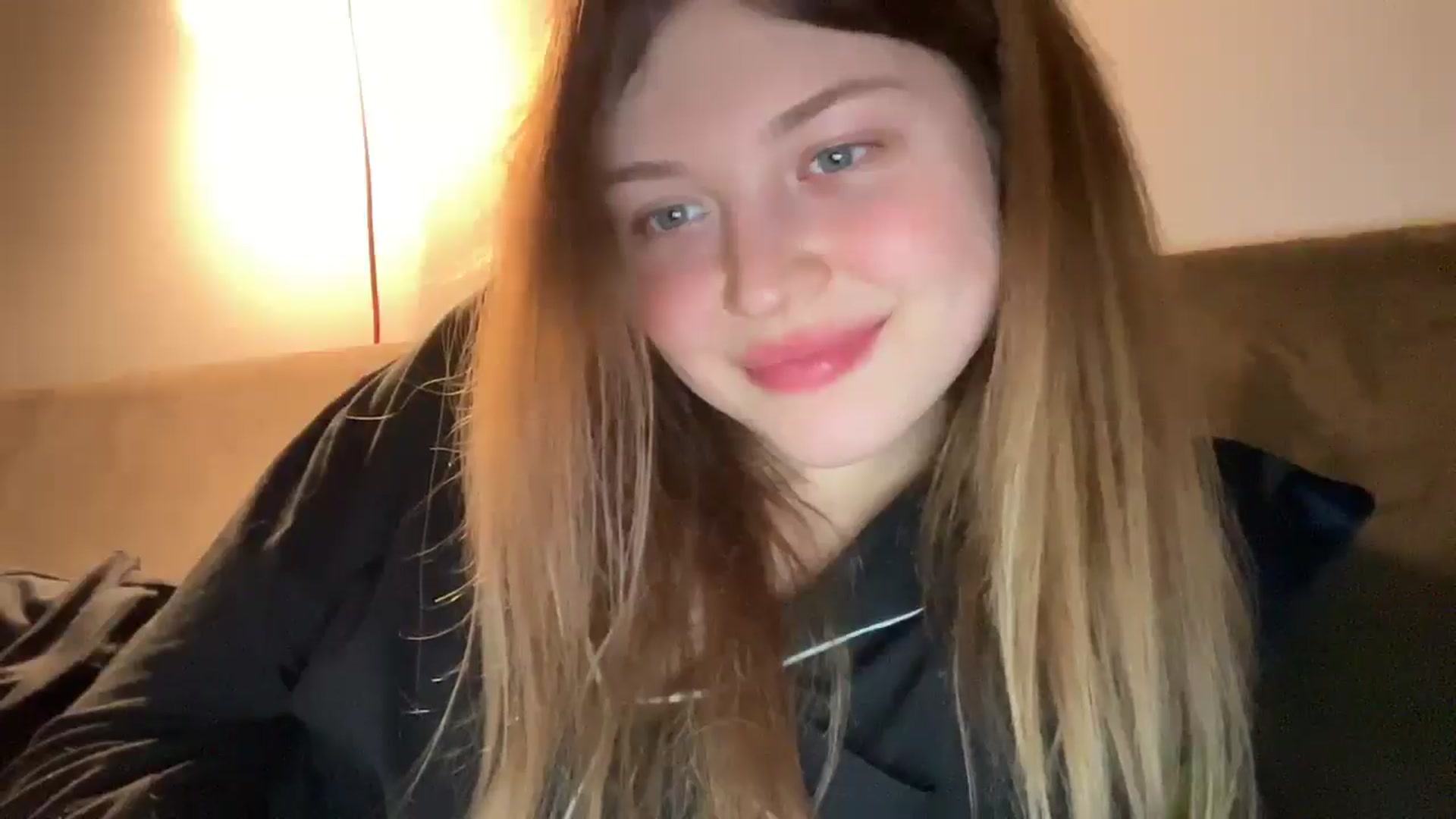 Gallery image thumbnail from Coconut_dream's myfreecams stream on, 02/22/2025, 21:10 image 18 of 20
