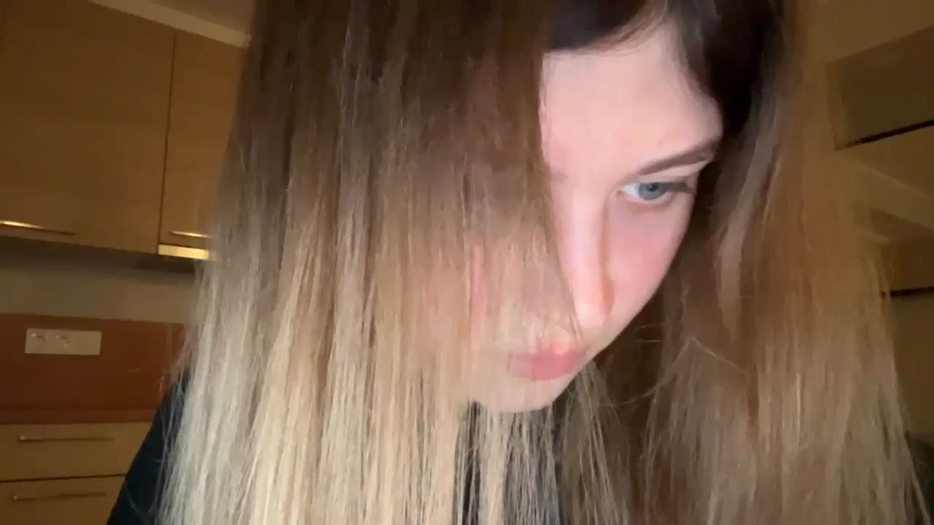 Gallery image thumbnail from Coconut_dream's myfreecams stream on, 02/23/2025, 20:18 image 8 of 20