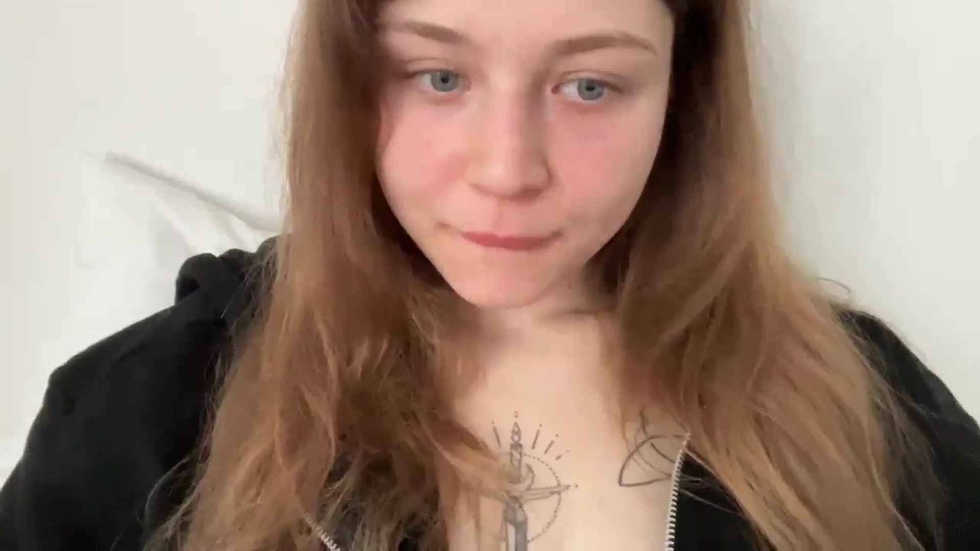 Gallery image thumbnail from Coconut_dream's myfreecams stream on, 03/02/2025, 10:25 image 18 of 20