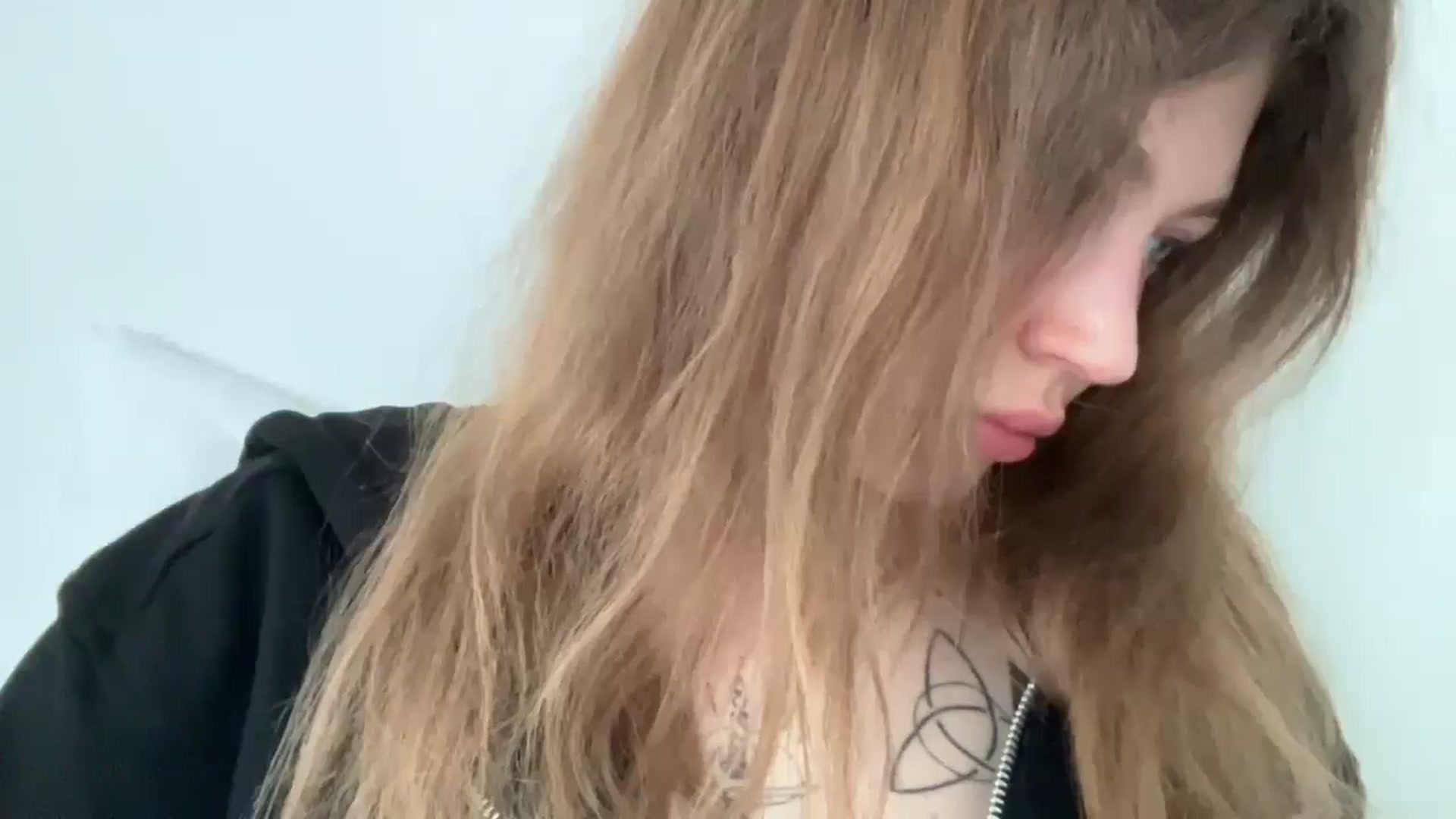 Gallery image thumbnail from Coconut_dream's myfreecams stream on, 03/02/2025, 10:25 image 14 of 20