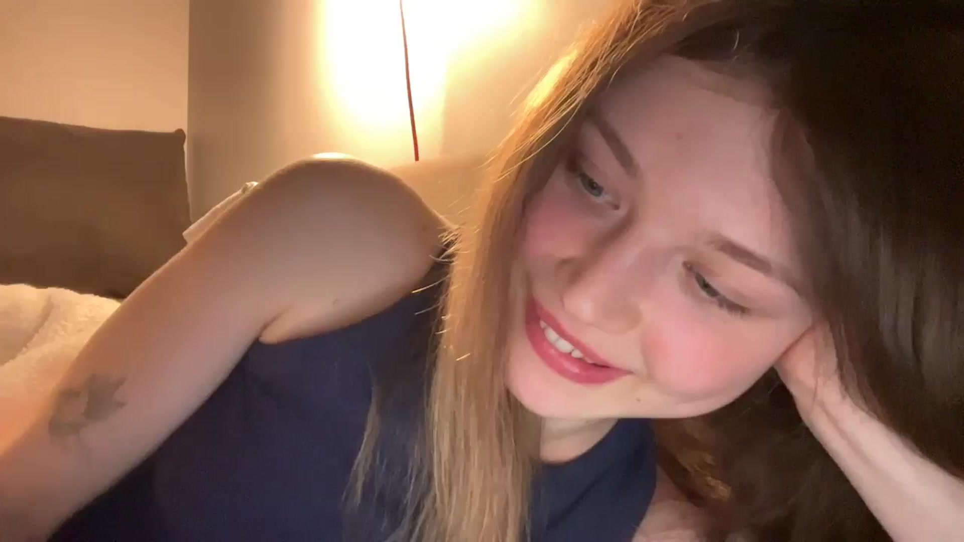 Gallery image thumbnail from Coconut_dream's myfreecams stream on, 03/04/2025, 21:59 image 18 of 20