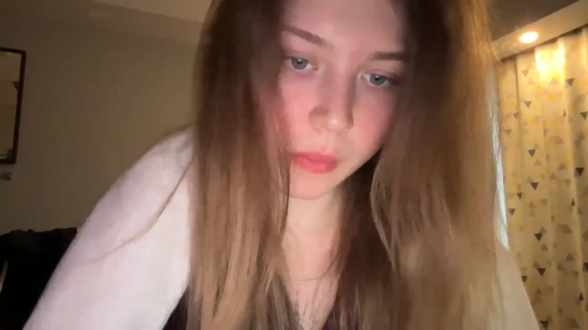 Gallery image thumbnail from Coconut_dream's myfreecams stream on, 03/05/2025, 15:38 image 7 of 20