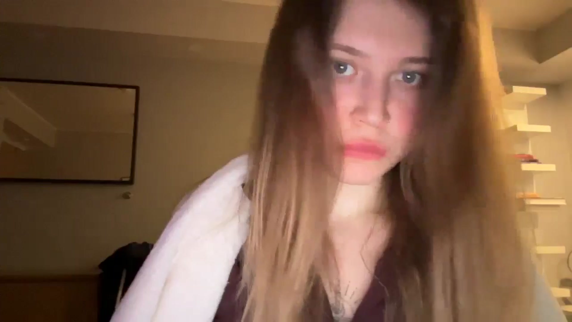 Gallery image thumbnail from Coconut_dream's myfreecams stream on, 03/05/2025, 16:16 image 12 of 20