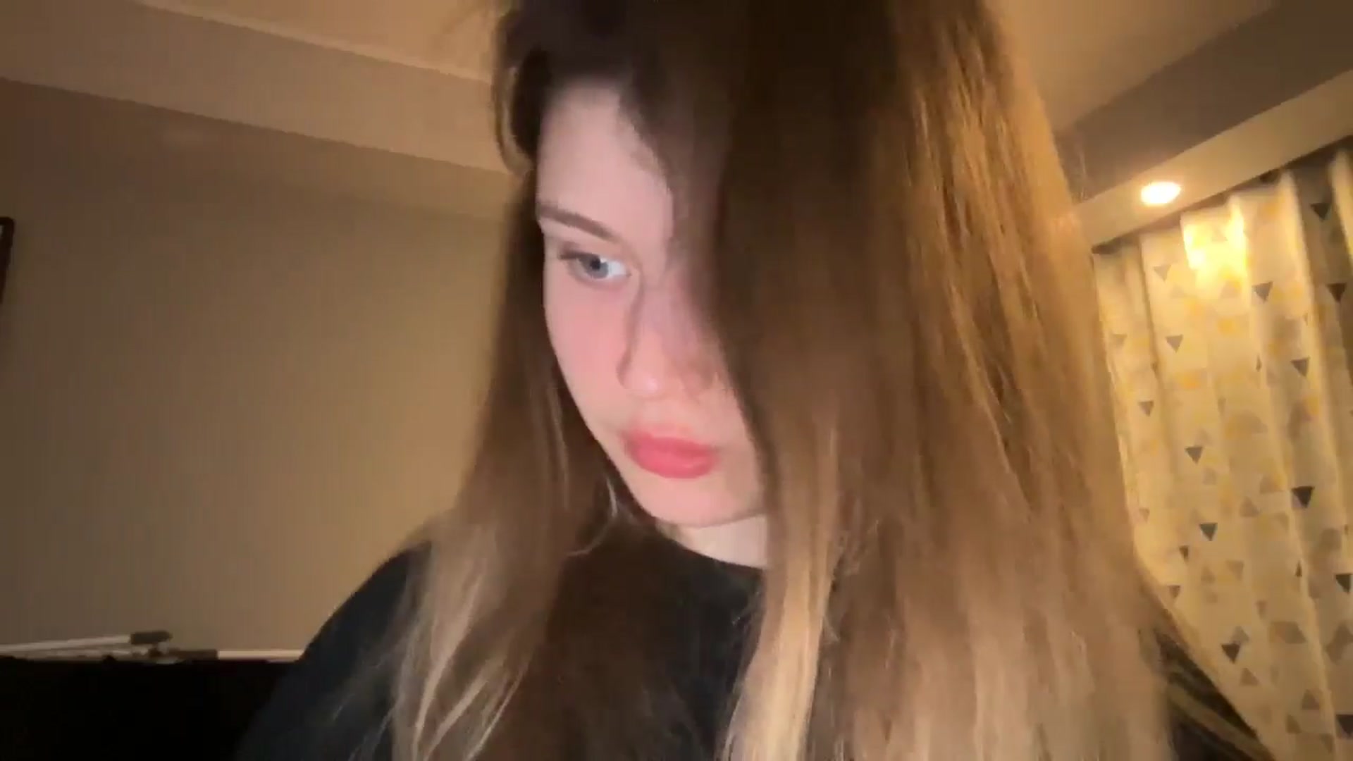 Gallery image thumbnail from Coconut_dream's myfreecams stream on, 03/05/2025, 20:08 image 3 of 20