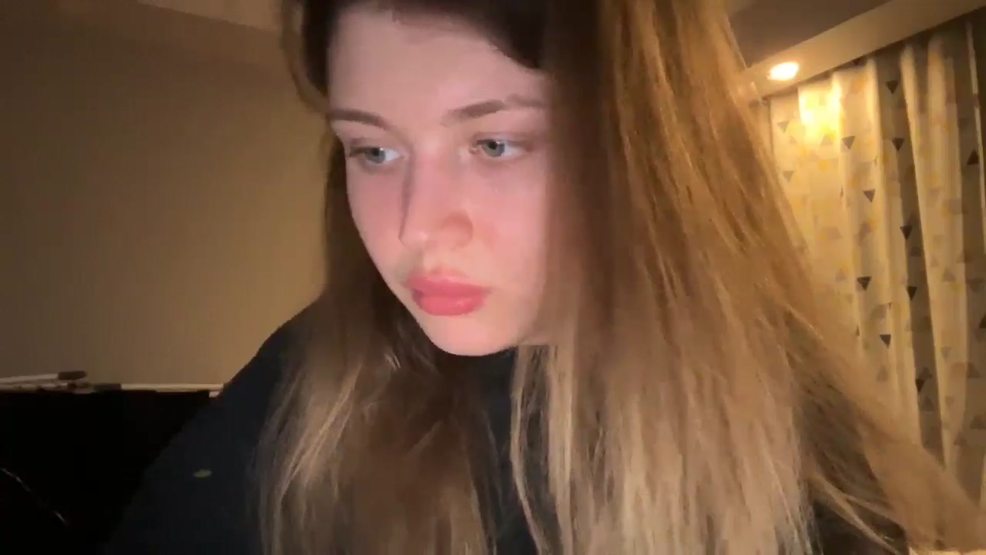 Gallery image thumbnail from Coconut_dream's myfreecams stream on, 03/05/2025, 20:08 image 8 of 20