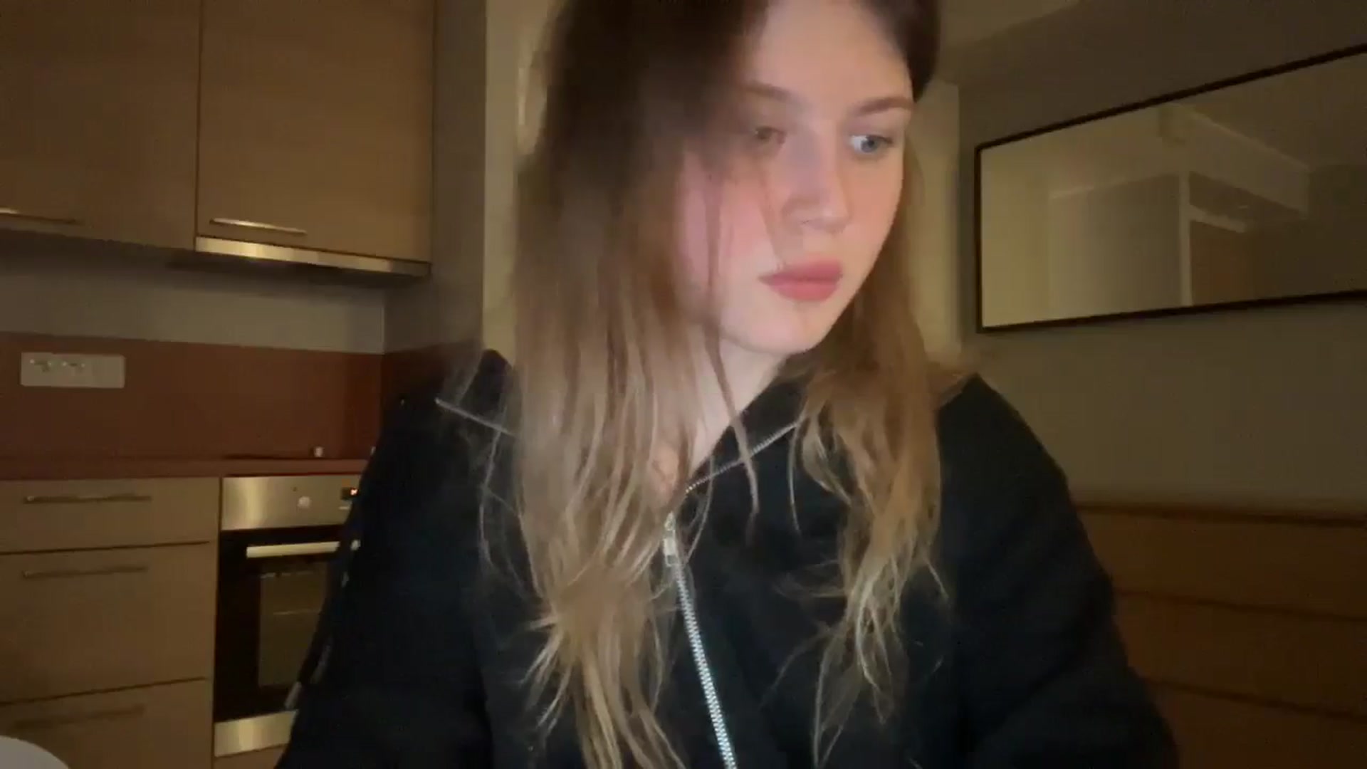 Gallery image thumbnail from Coconut_dream's myfreecams stream on, 03/06/2025, 19:52 image 15 of 20