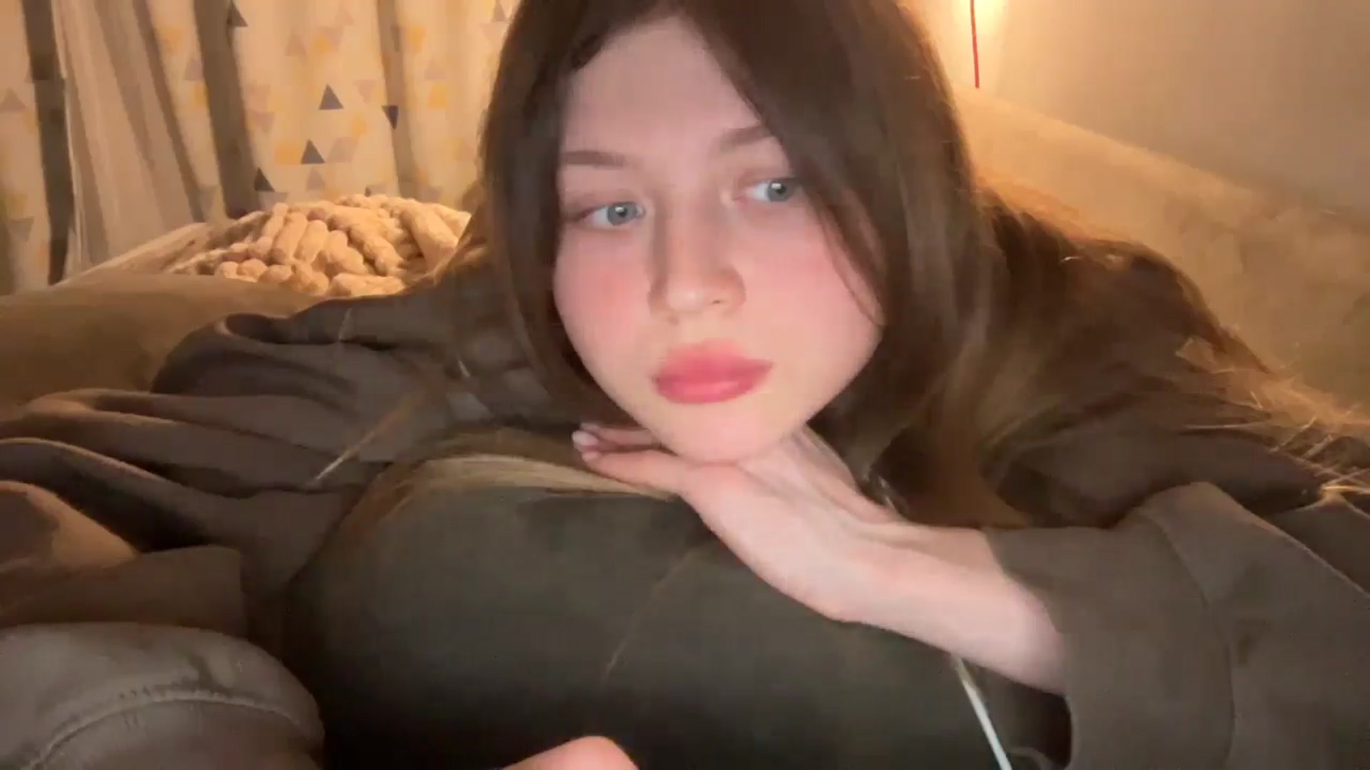 Gallery image thumbnail from Coconut_dream's myfreecams stream on, 03/07/2025, 22:46 image 19 of 20